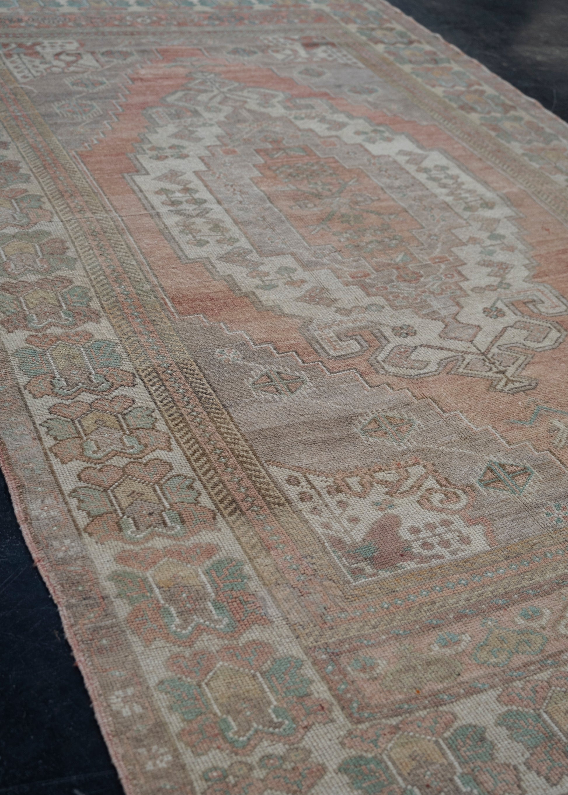 Turkish Vintage Anatolian Rug 4'7" x 8'3" #6025