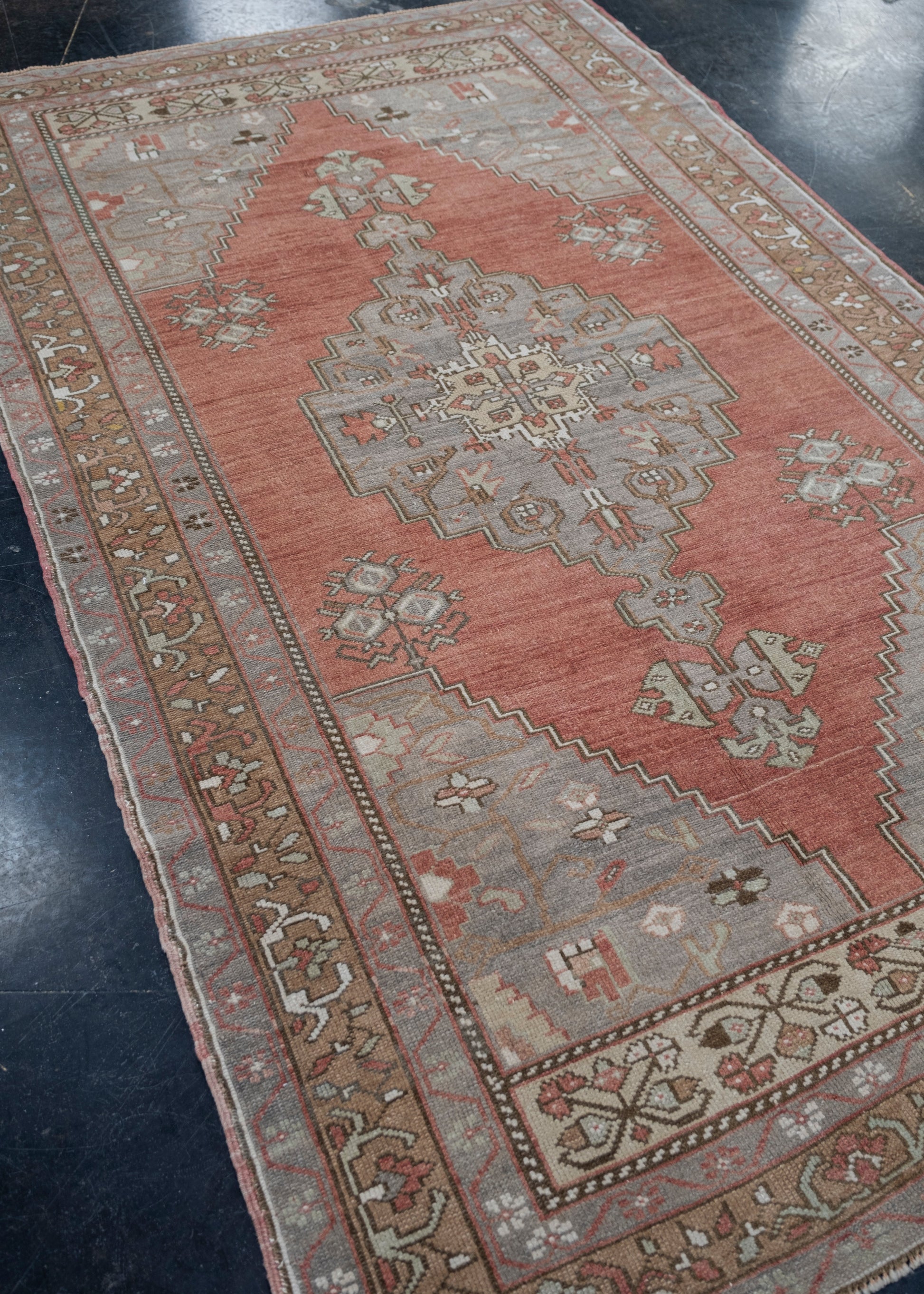 Turkish Vintage Anatolian Rug 4'8" x 7'10" #6024