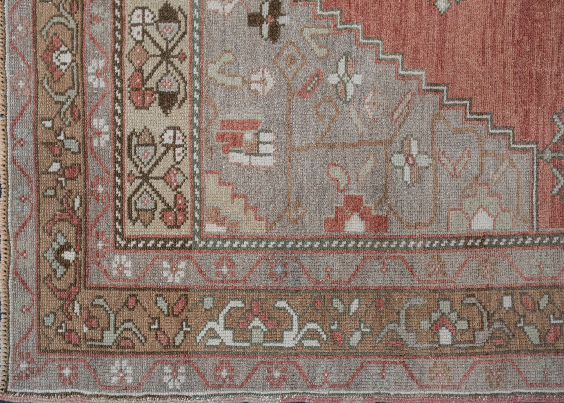 Turkish Vintage Anatolian Rug 4'8" x 7'10" #6024