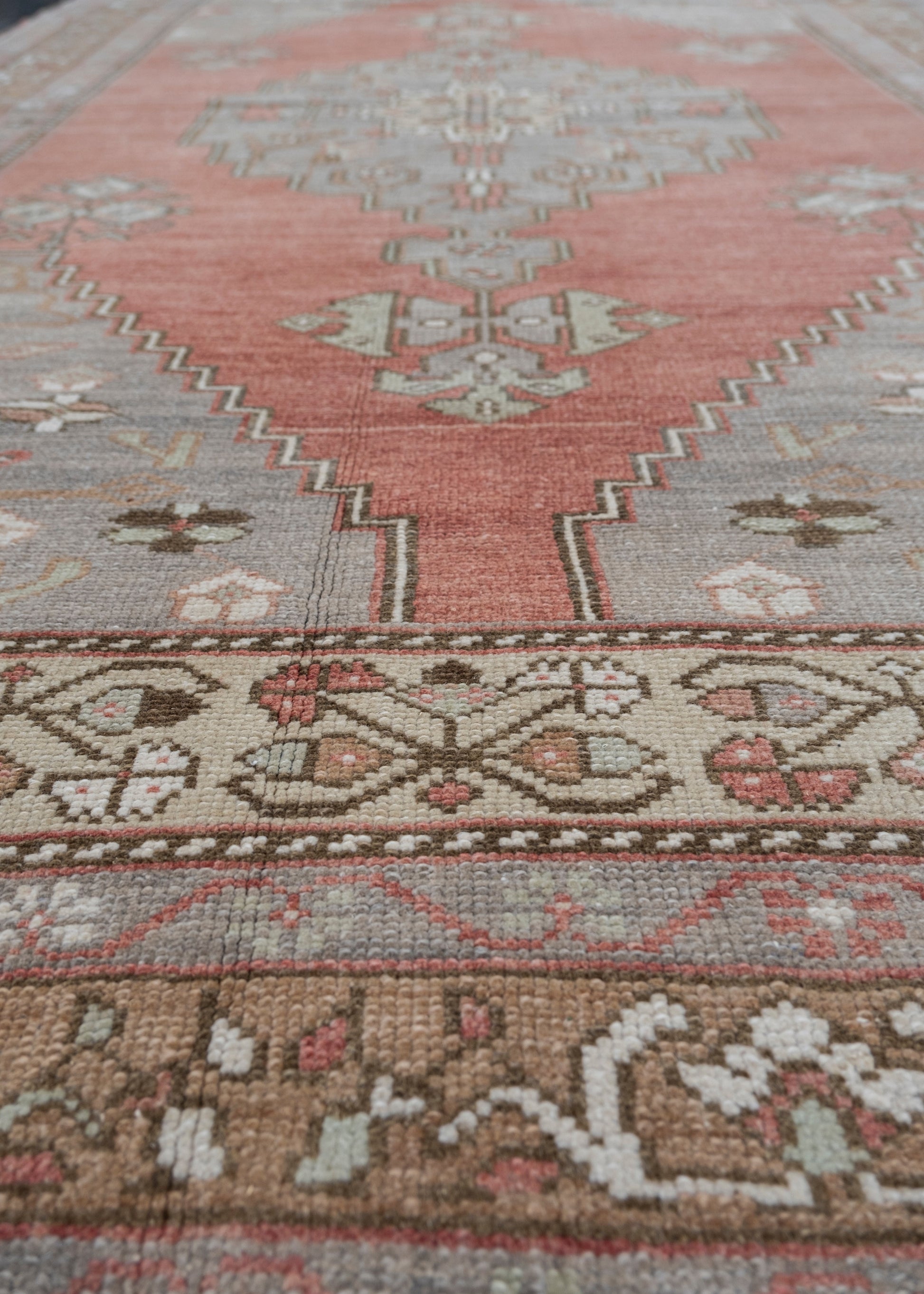 Turkish Vintage Anatolian Rug 4'8" x 7'10" #6024