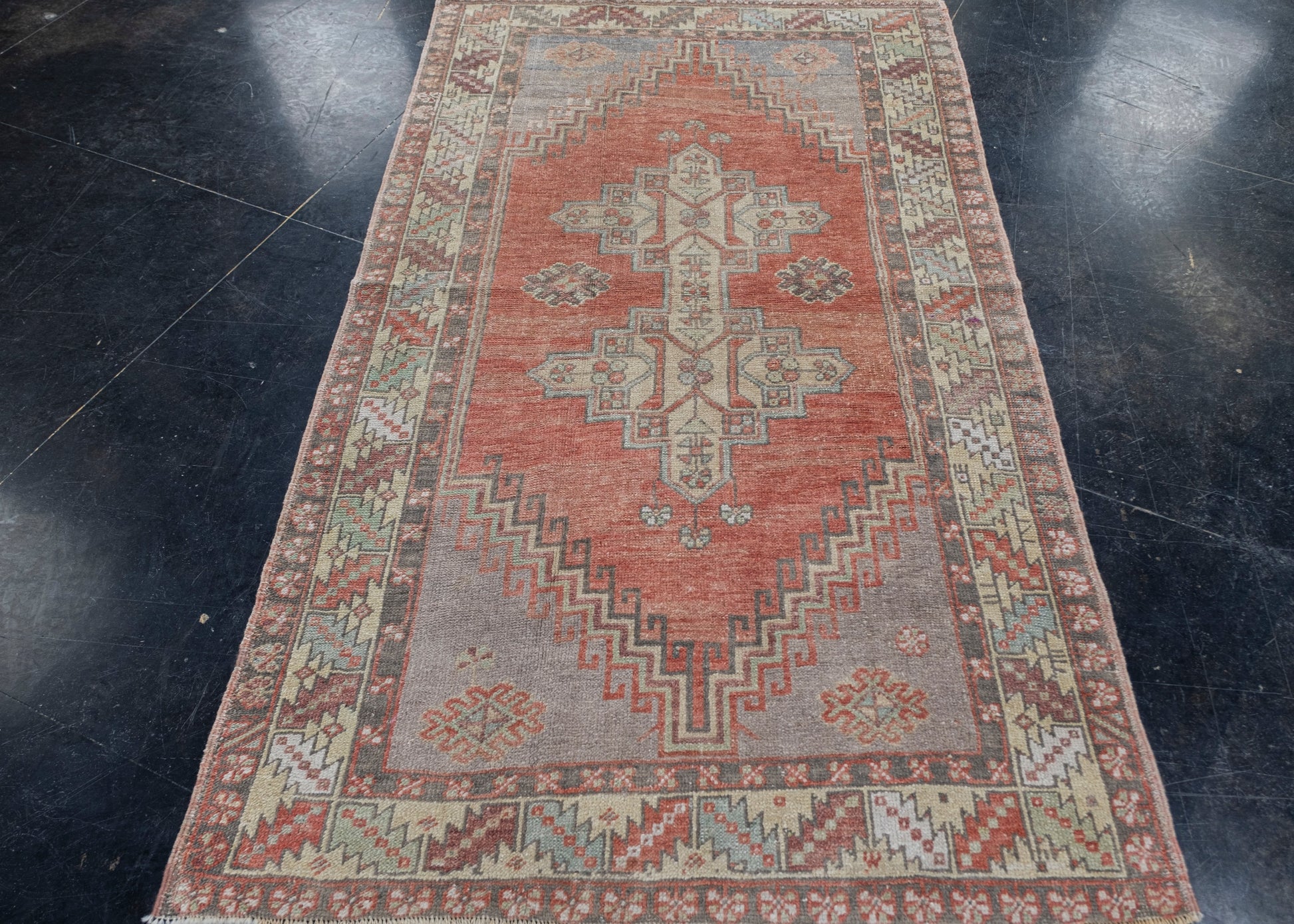 Turkish Vintage Anatolian Rug 3'10" x 6'7" #6020