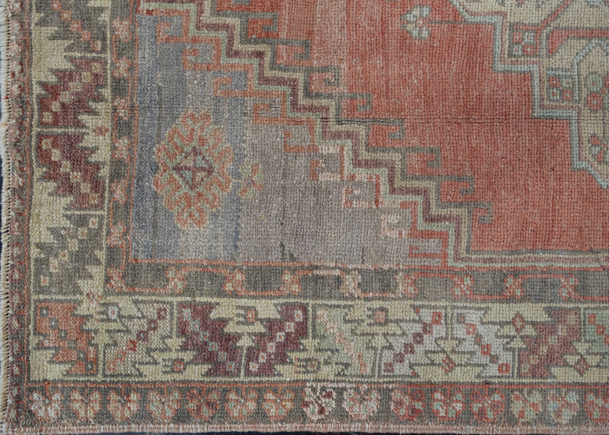 Turkish Vintage Anatolian Rug 3'10" x 6'7" #6020