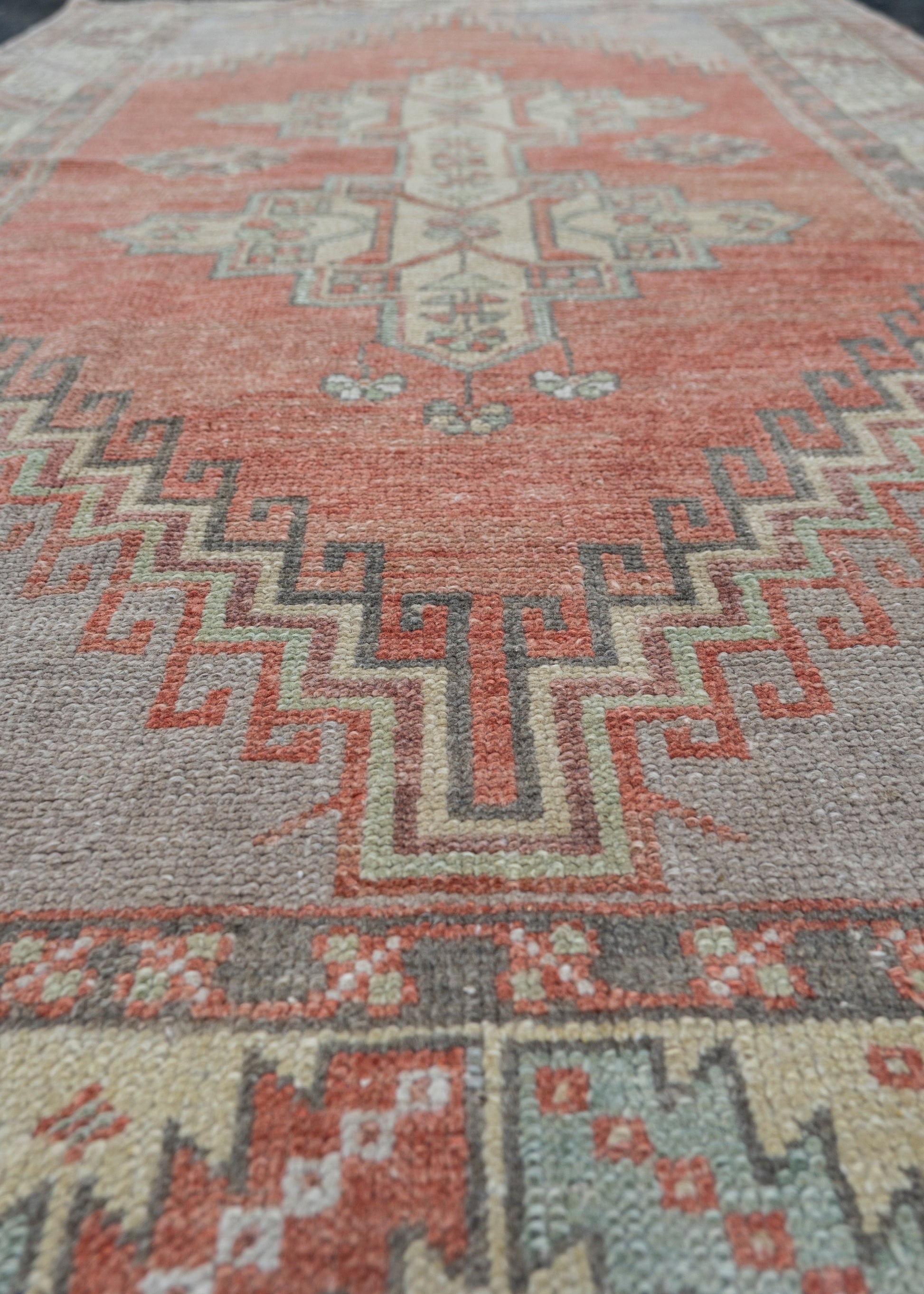 Turkish Vintage Anatolian Rug 3'10" x 6'7" #6020