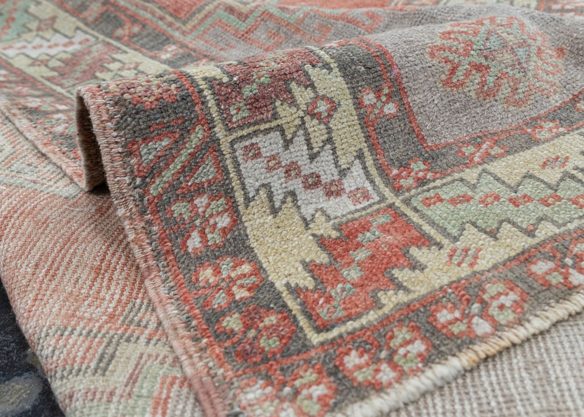 Turkish Vintage Anatolian Rug 3'10" x 6'7" #6020