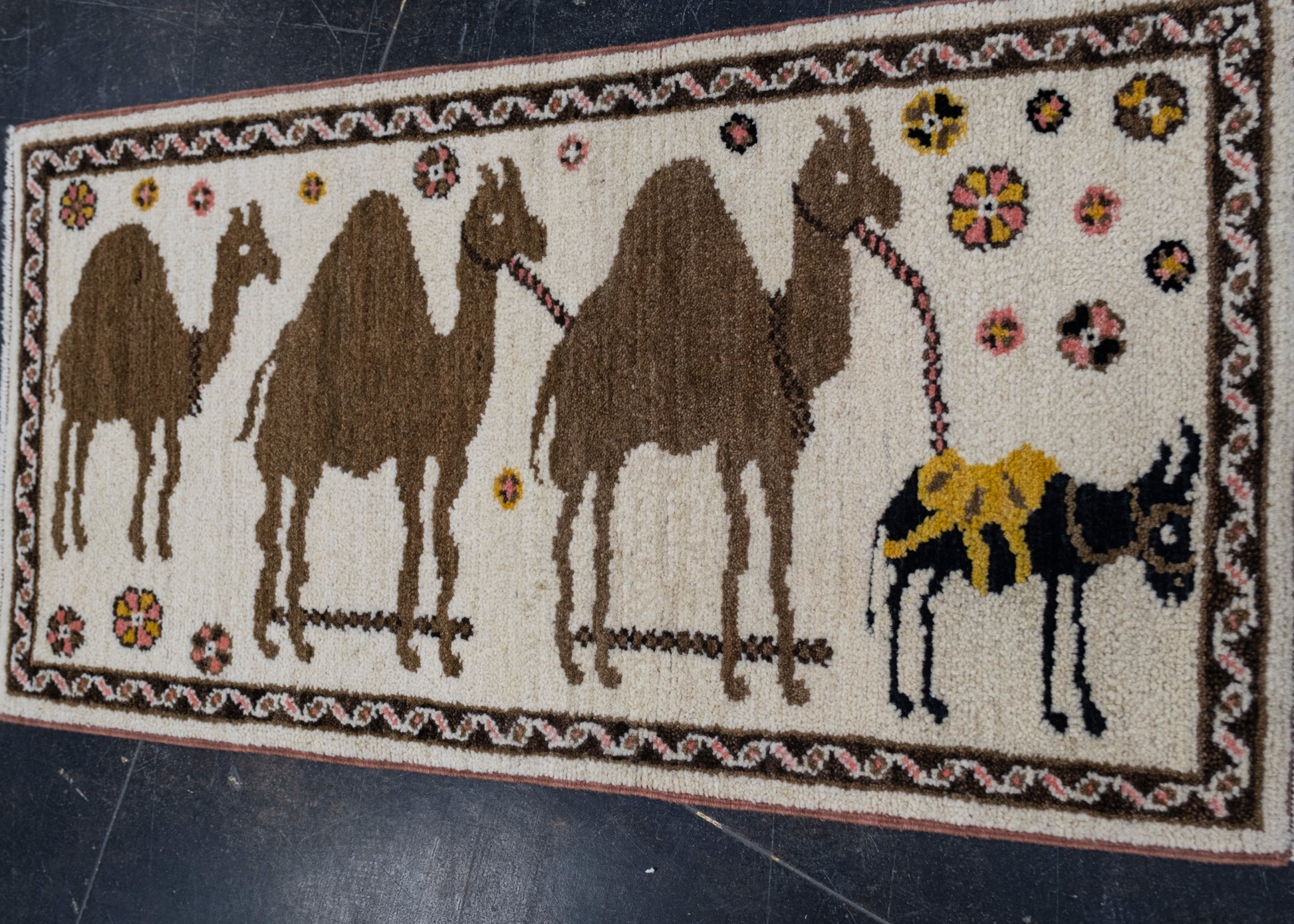 Turkish Old Wool Oushak Rug 2'9" x 3'6" #12211