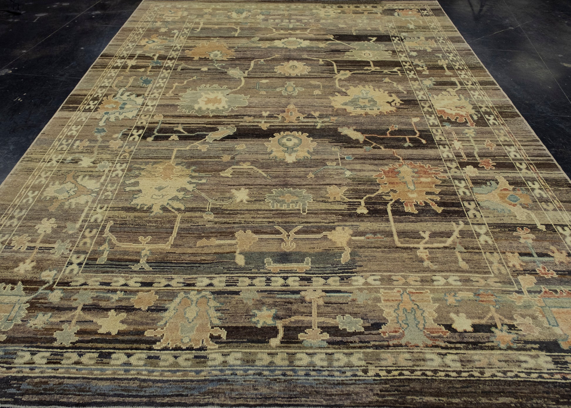 Turkish Old Wool Oushak Rug 8'9" x 12'1" #16776