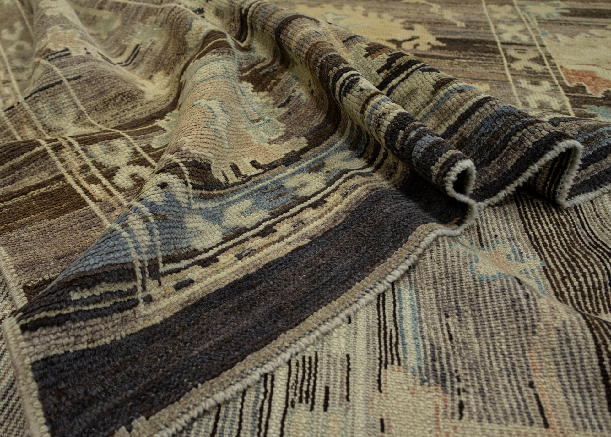 Turkish Old Wool Oushak Rug 8'9" x 12'1" #16776