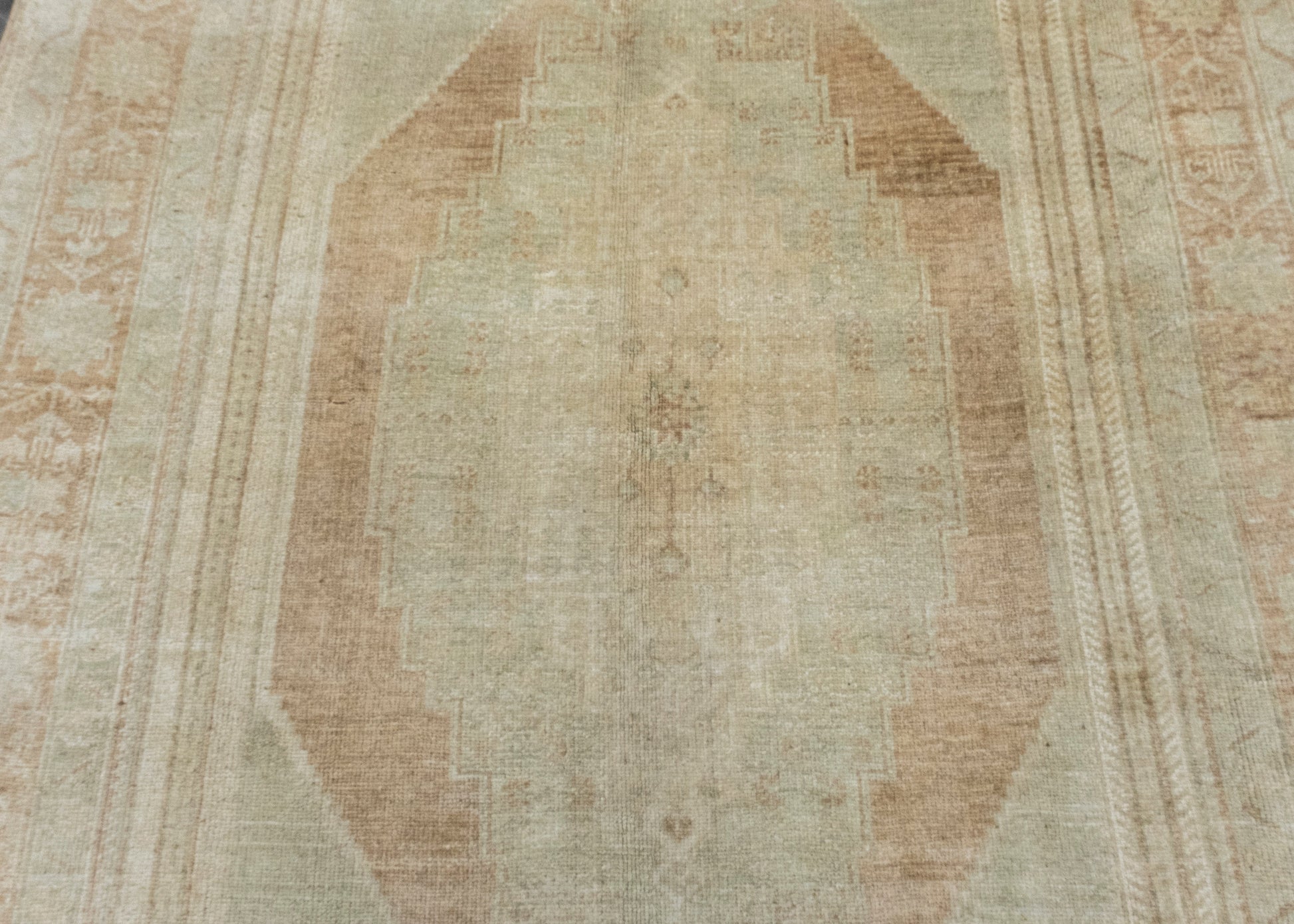 Turkish Vintage Anatolian Rug 5'5" x 9'4" #7011