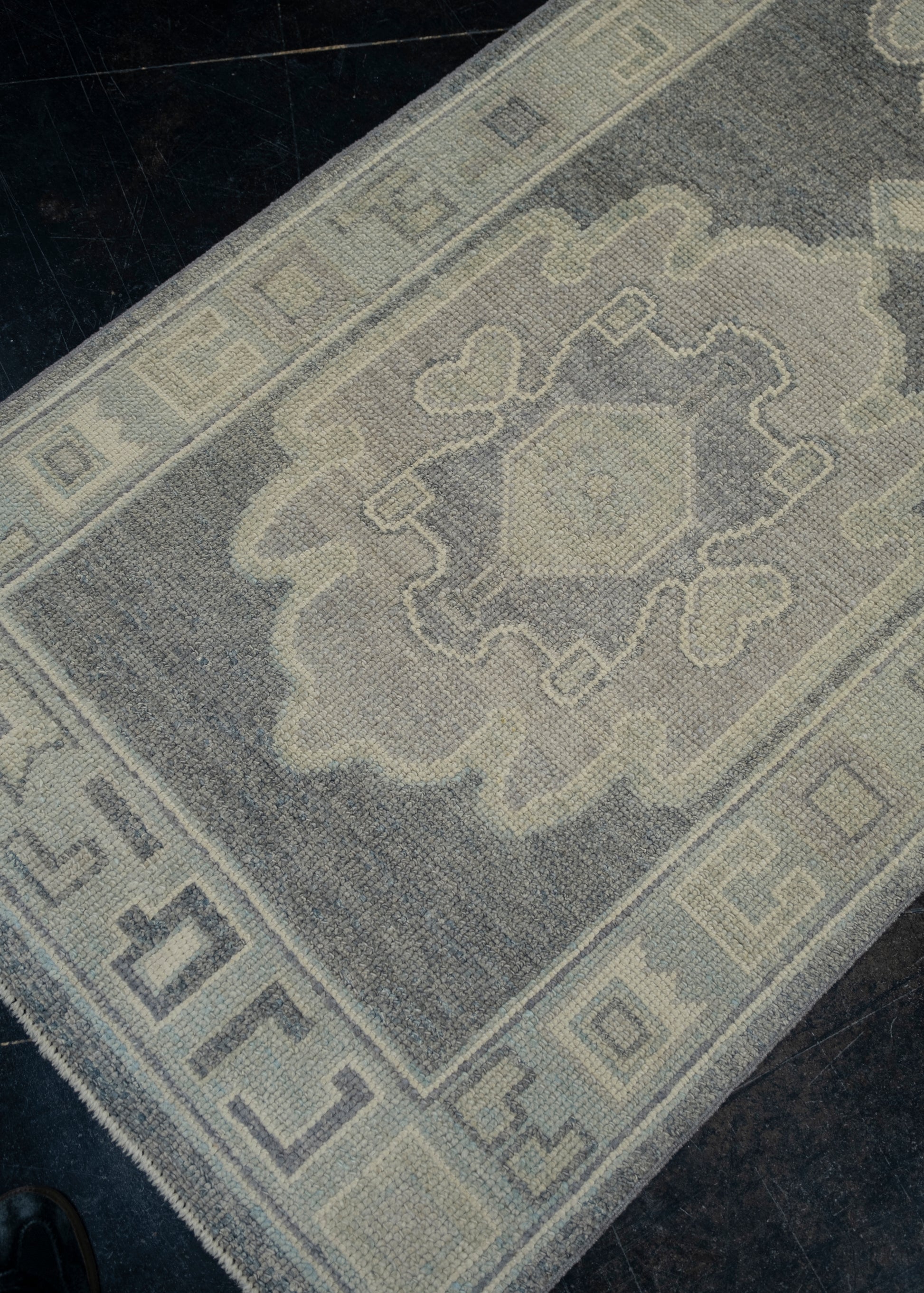 Turkish Oushak Rug 2'9" x 6'8" #12115