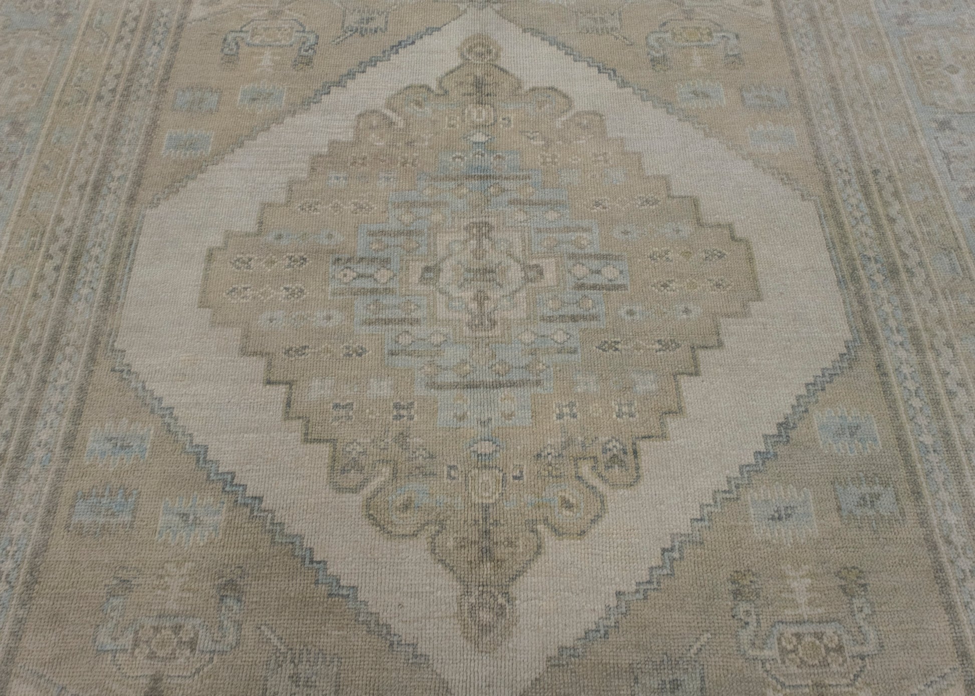 Turkish Antique Look Oushak Rug 8'4" x 10'2" #16733