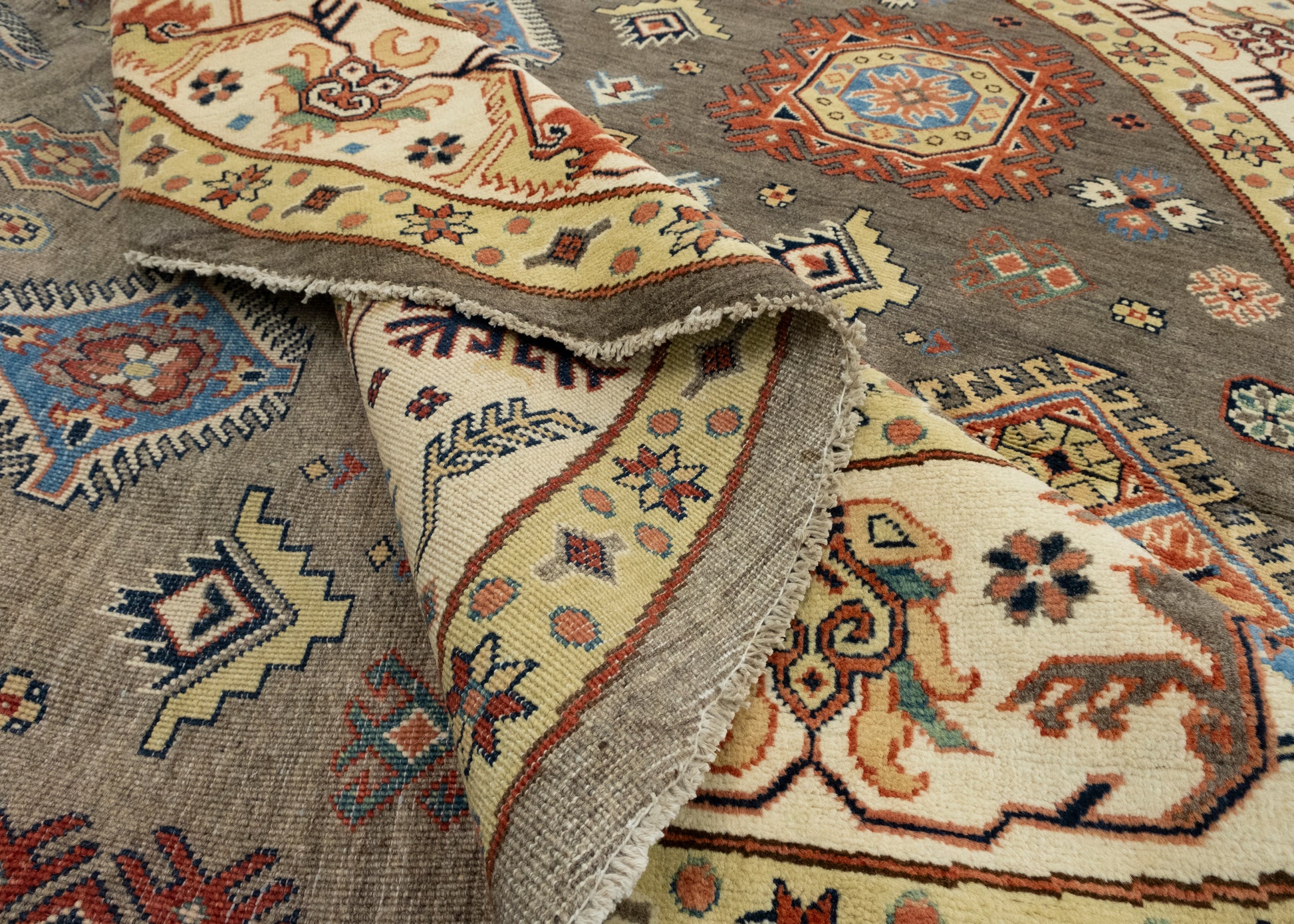 Oriental Hand Knotted Round Rug 9' x 9'1" #17102