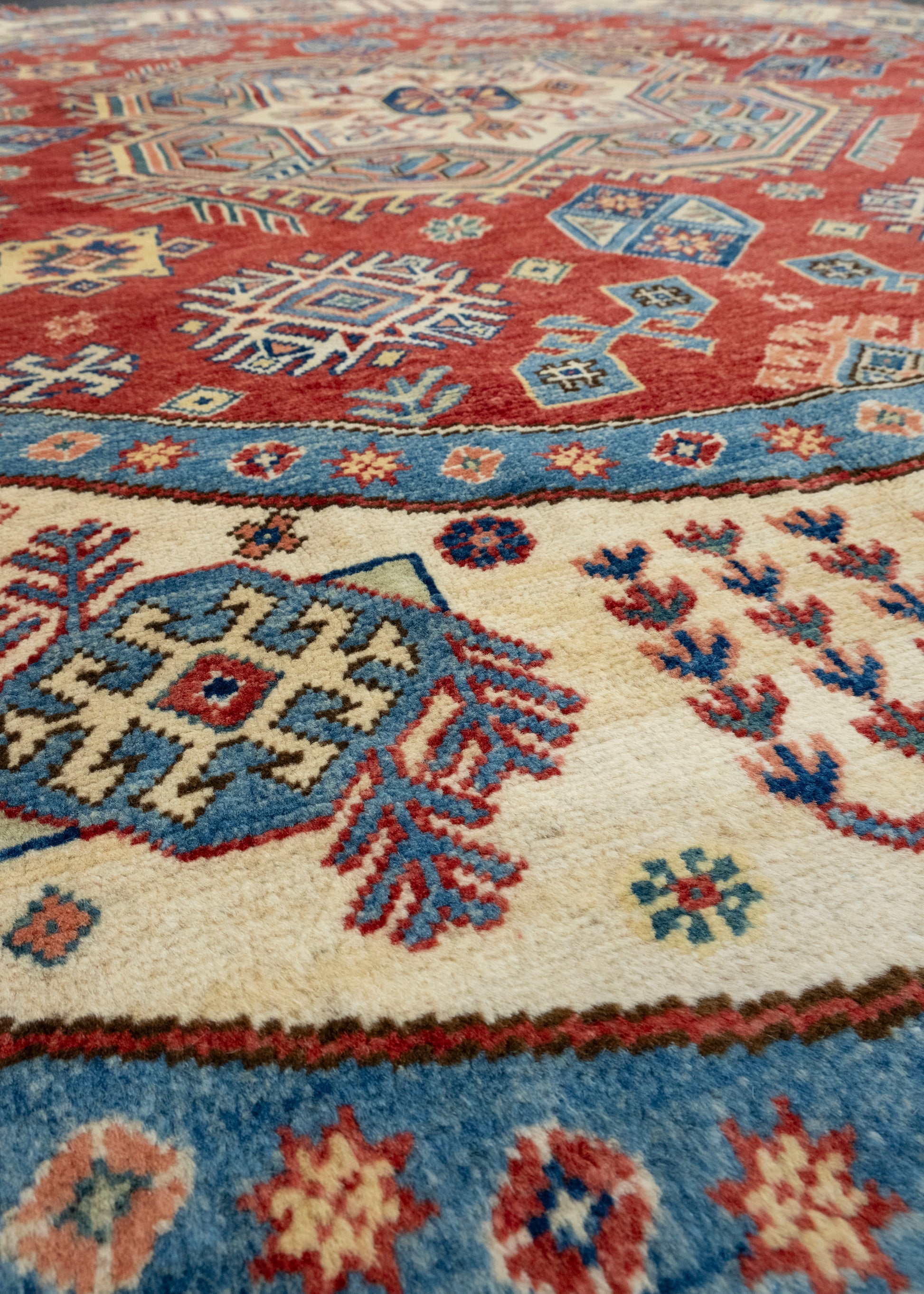 Oriental Hand Knotted Round Rug 7'10" x 7'11" #17998