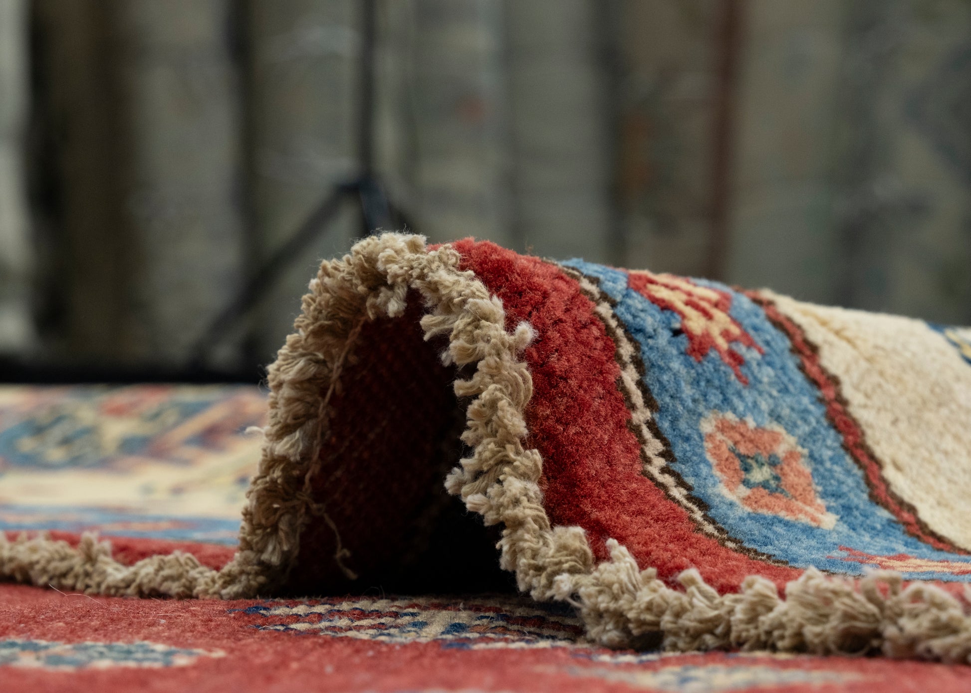 Oriental Hand Knotted Round Rug 7'10" x 7'11" #17998