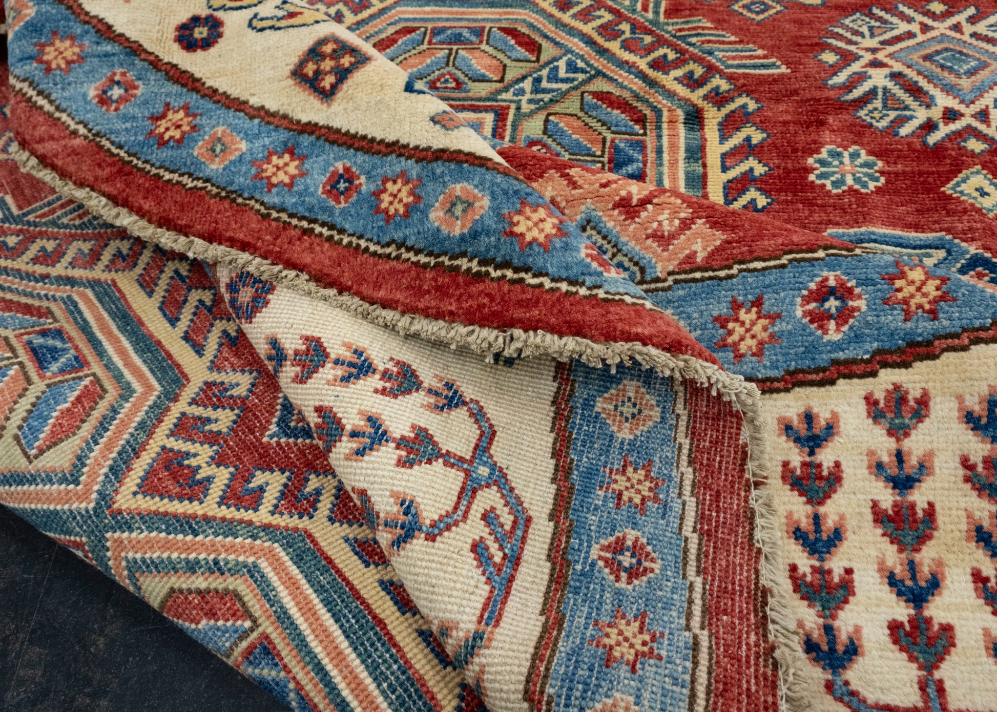 Oriental Hand Knotted Round Rug 7'10" x 7'11" #17998