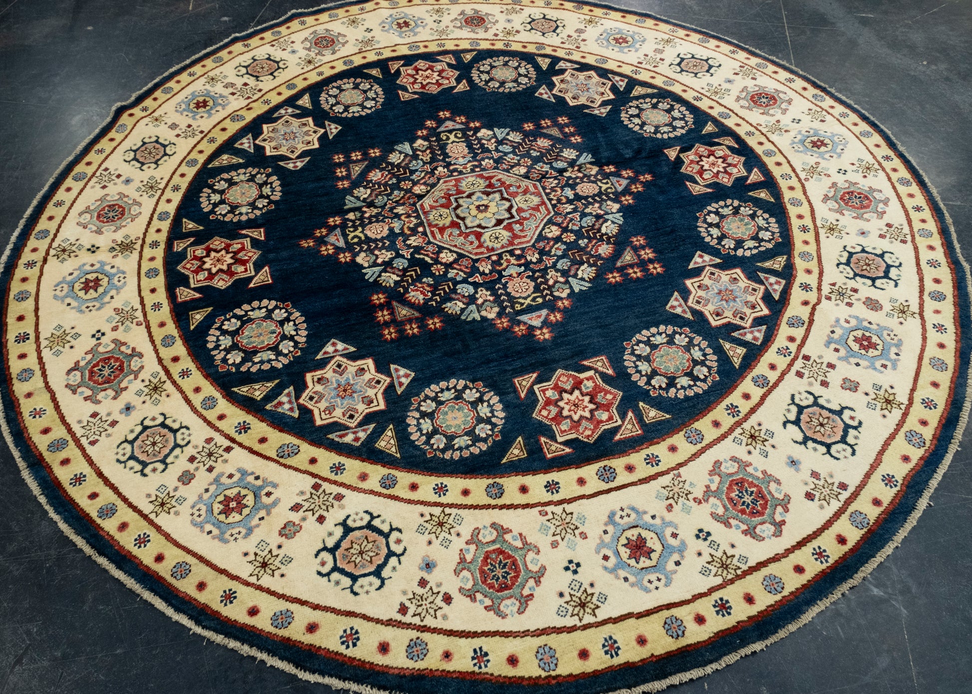 Oriental Hand Knotted Round Rug 8' x 8' #17101