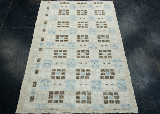 Hand Knotted Modern Rug 3'6" x 5' #17441