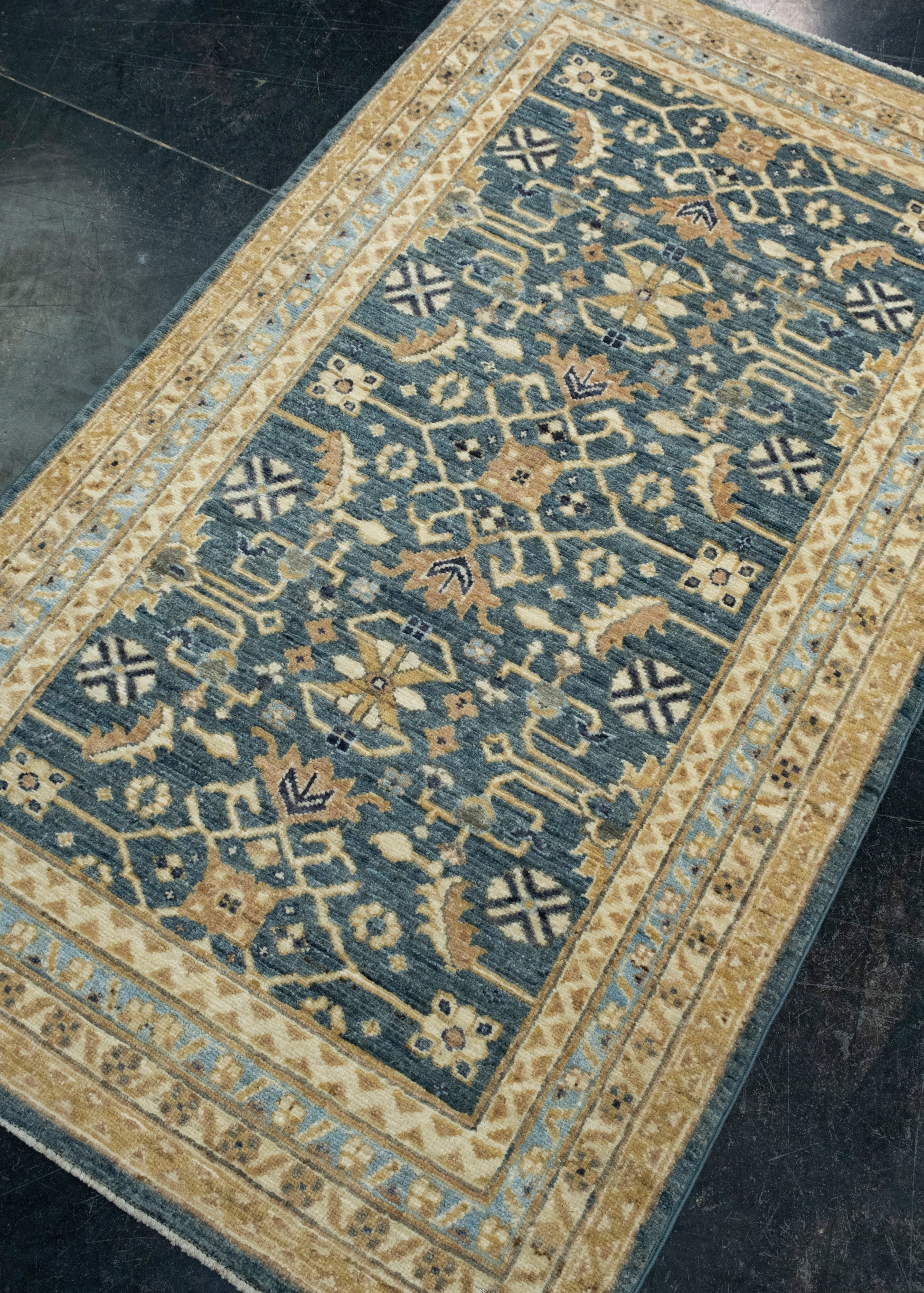 Handwoven Oushak Rug 2'10" x 4'11" #17473