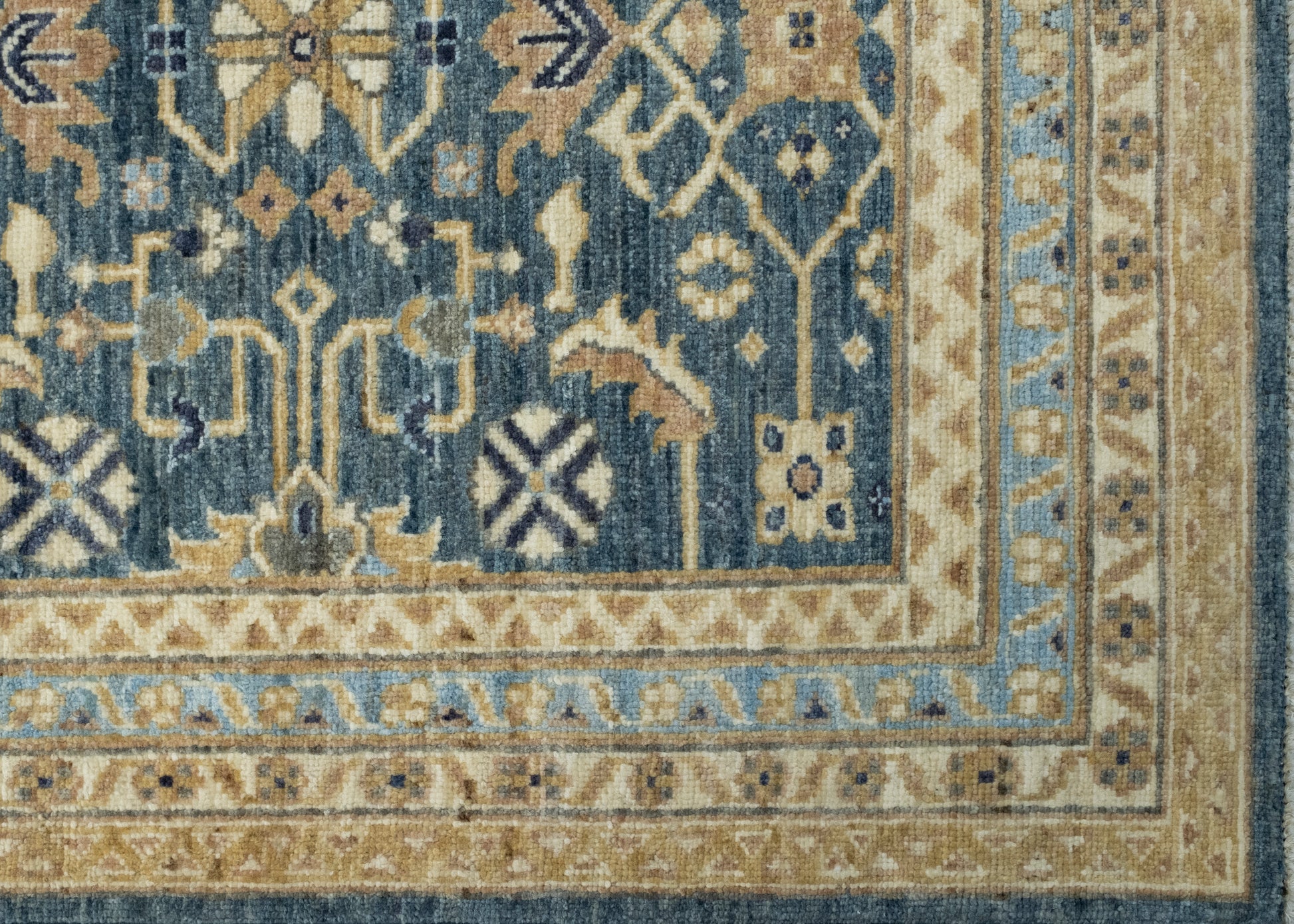 Handwoven Oushak Rug 2'10" x 4'11" #17473