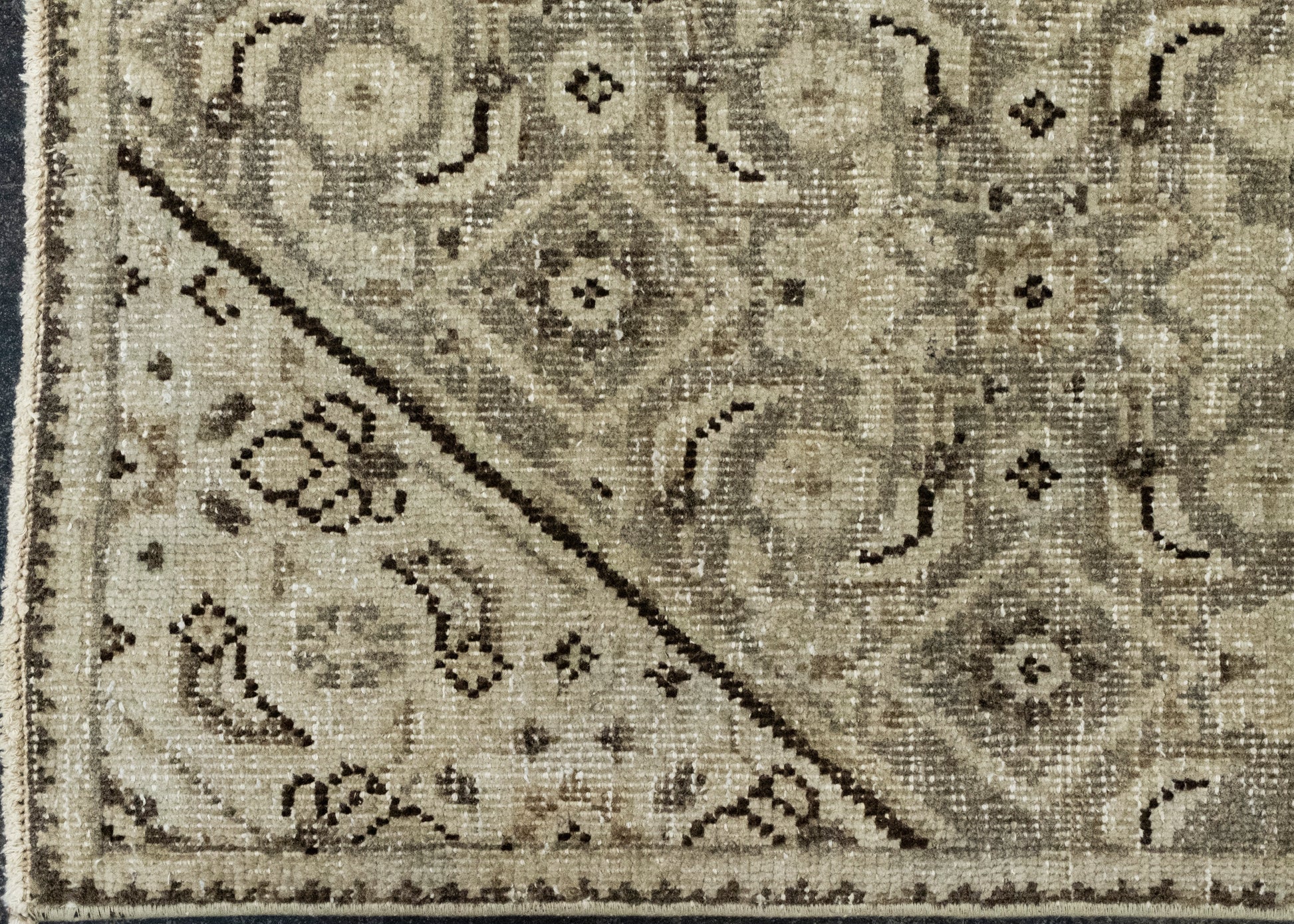 Turkish Vintage Anatolian Runner Rug 2'9" x 8'10" #17593