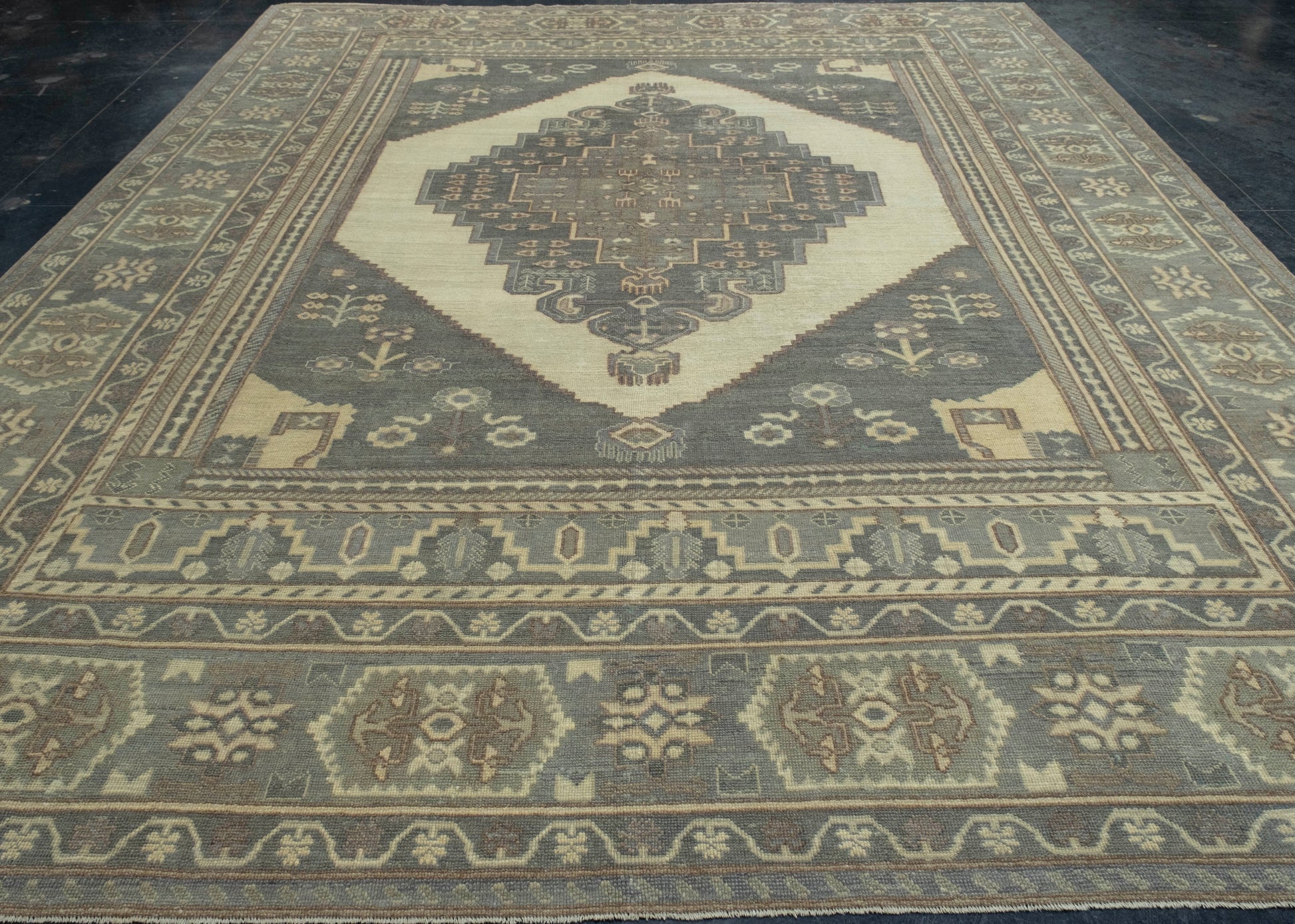 Turkish Oushak Rug 10'11" x 13'7" #18688