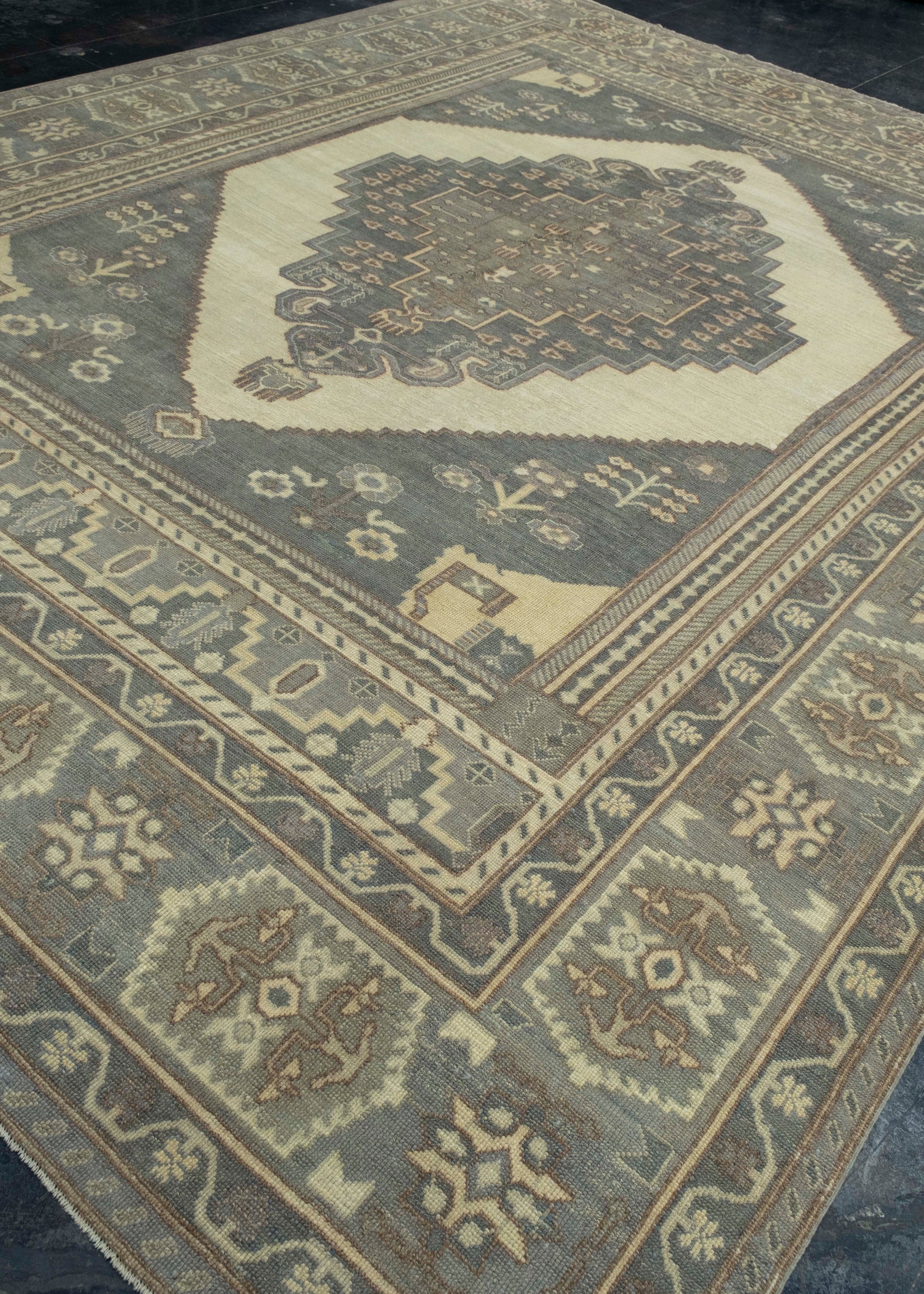 Turkish Oushak Rug 10'11" x 13'7" #18688