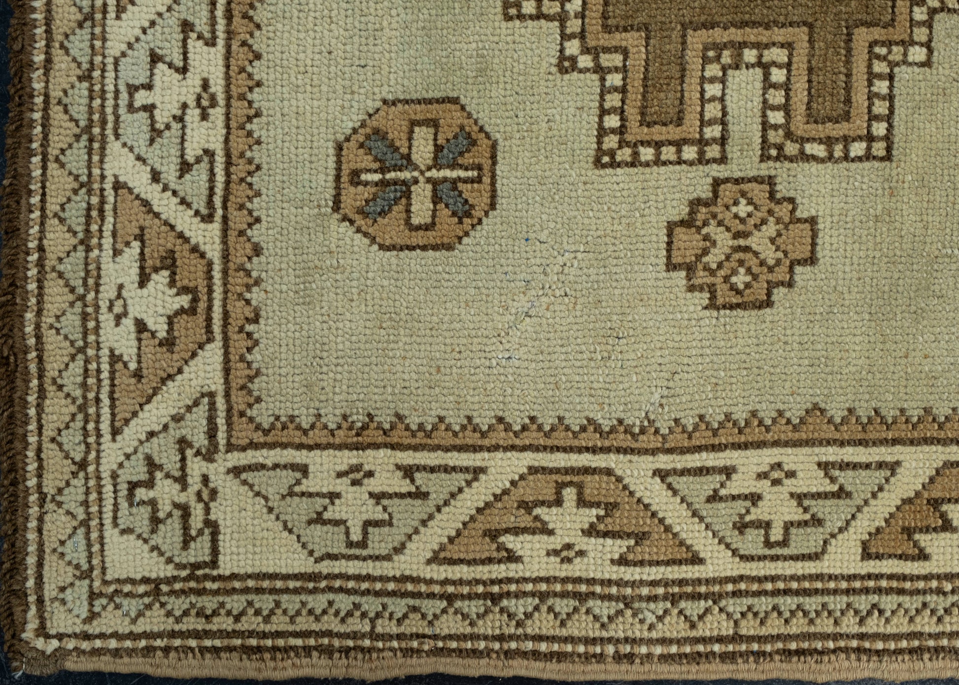 Turkish Vintage Anatolian Rug 4'6" x 5'6" #17111
