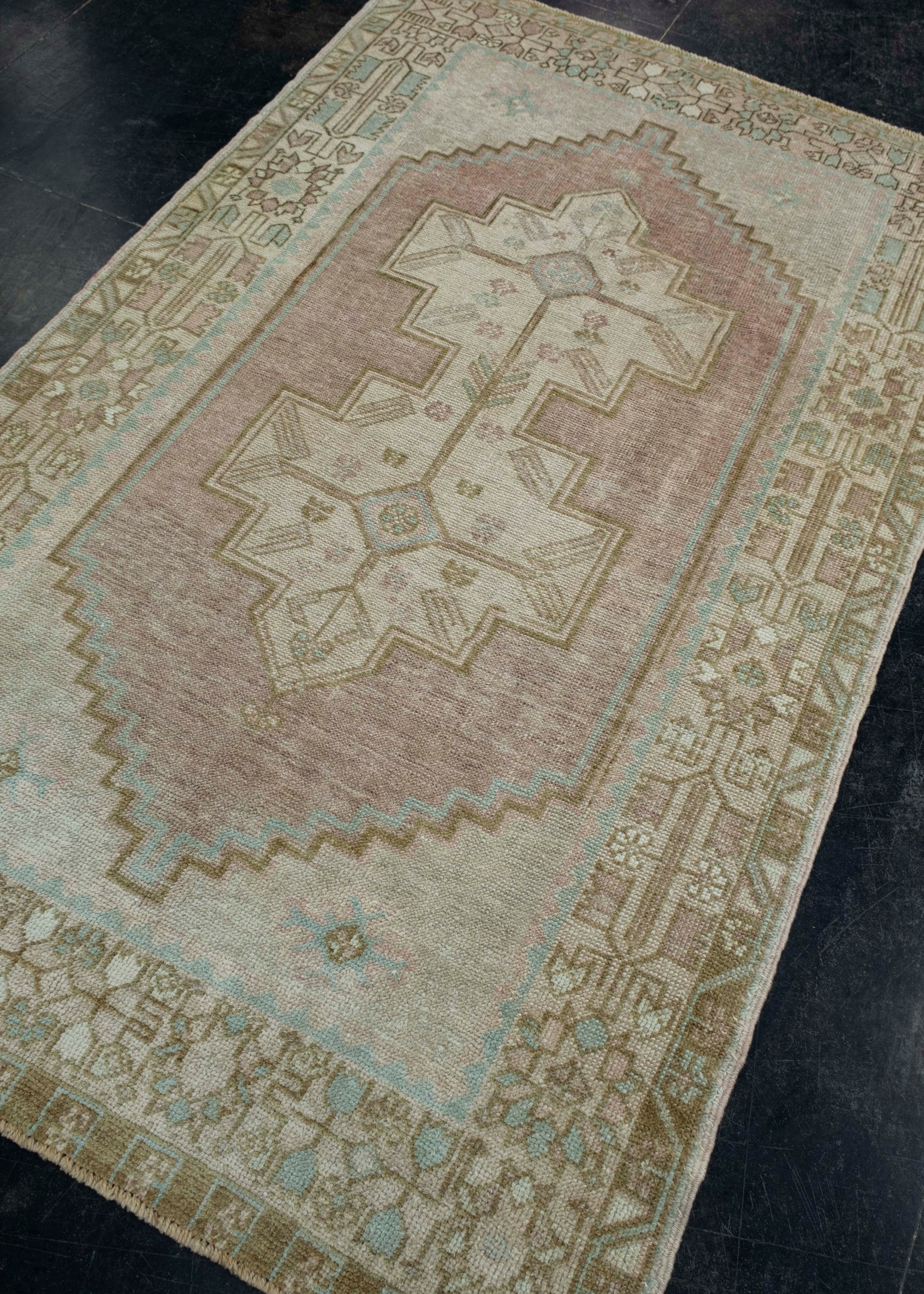 Turkish Vintage Anatolian Rug 4' x 6'5" #17115