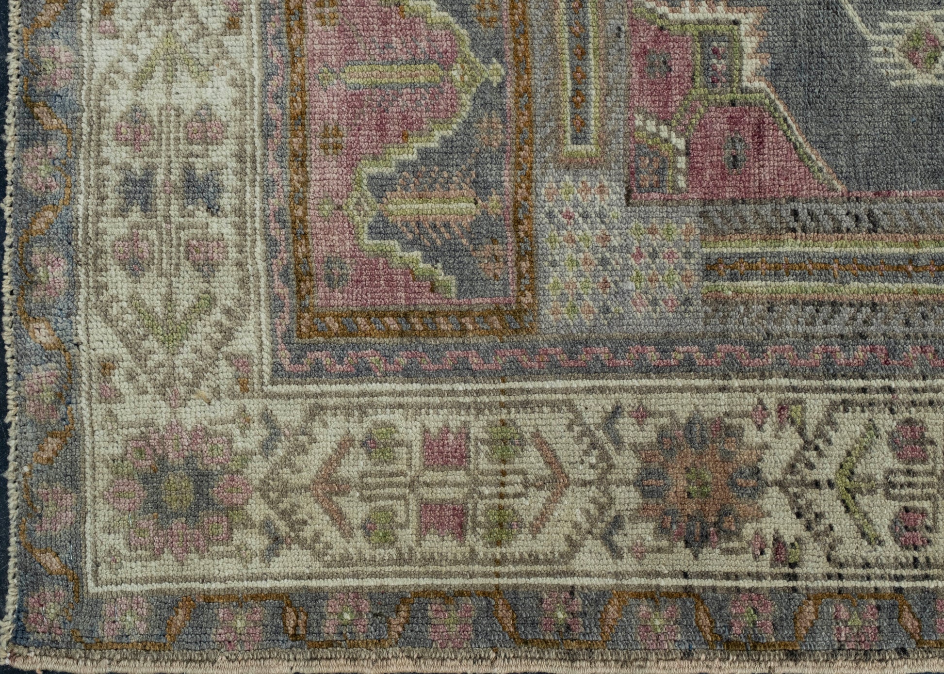 Turkish Vintage Rug 3'9" x 6'4" #17811