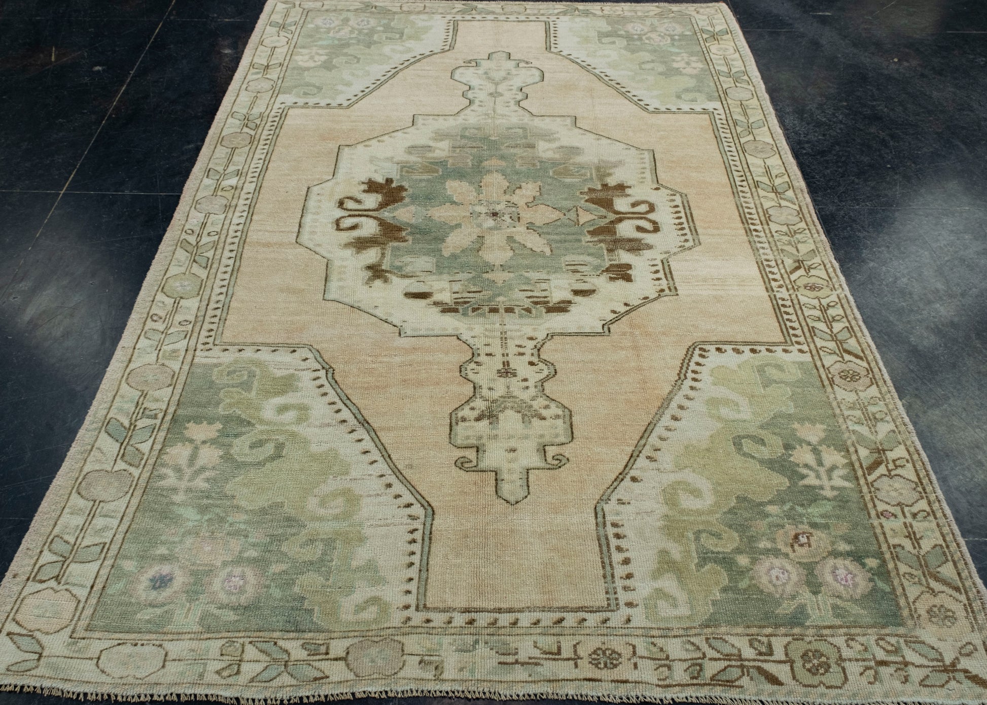 Turkish Vintage Rug 5' x 7'6" #17704