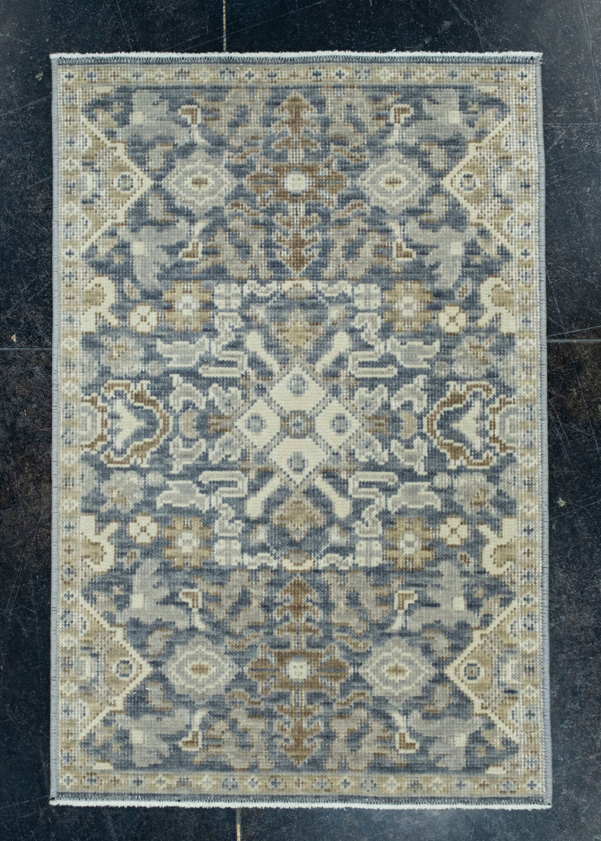 Turkish Oushak Rug 1'7" x 2'5" #17202