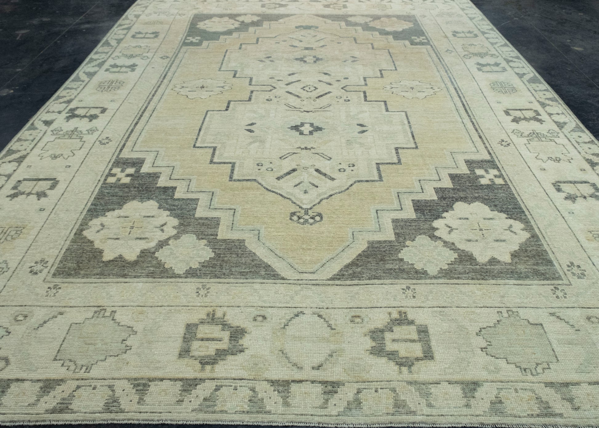 Turkish Oushak Antique Look Rug 9'10" x 13'2" #18066