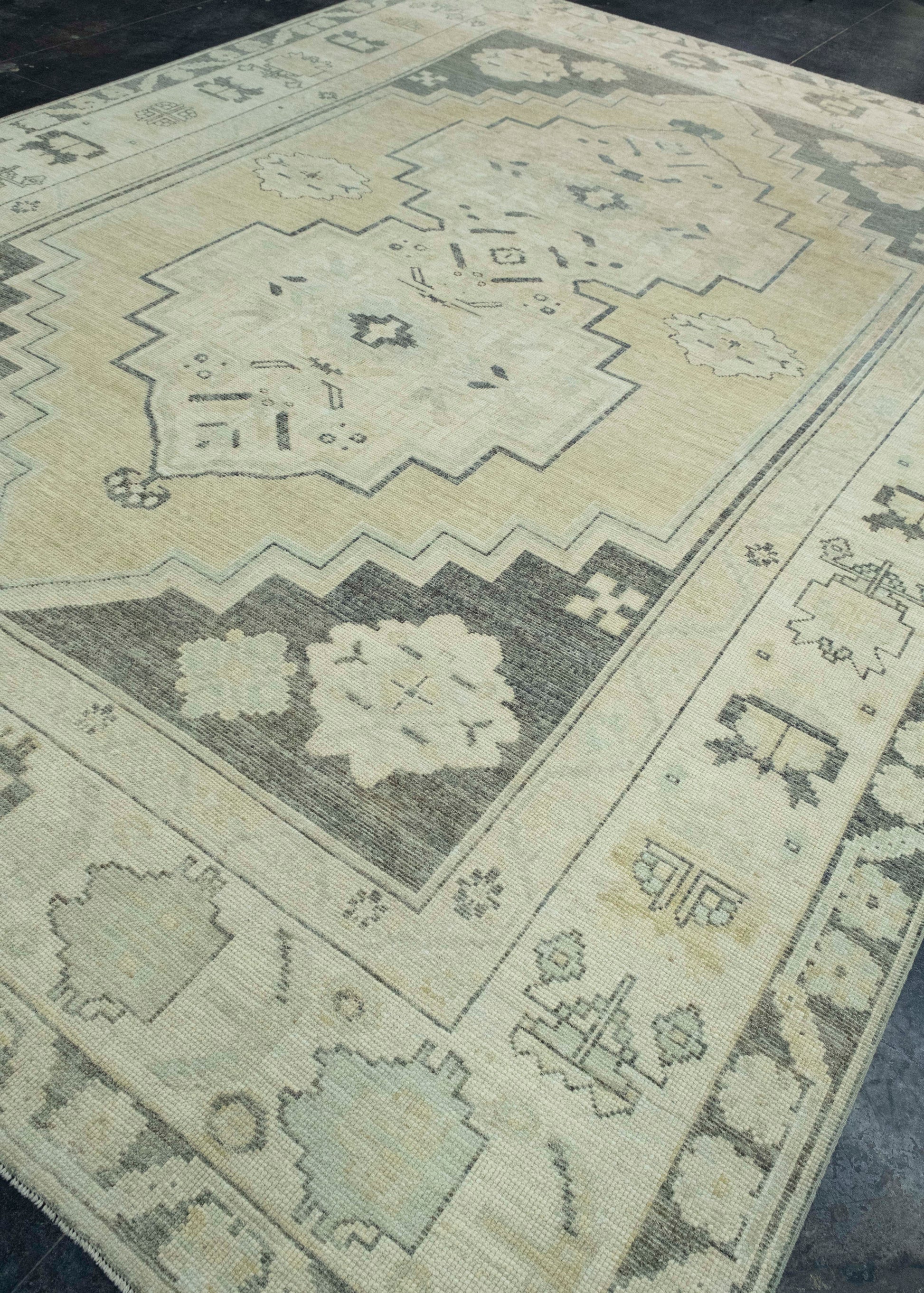Turkish Oushak Antique Look Rug 9'10" x 13'2" #18066