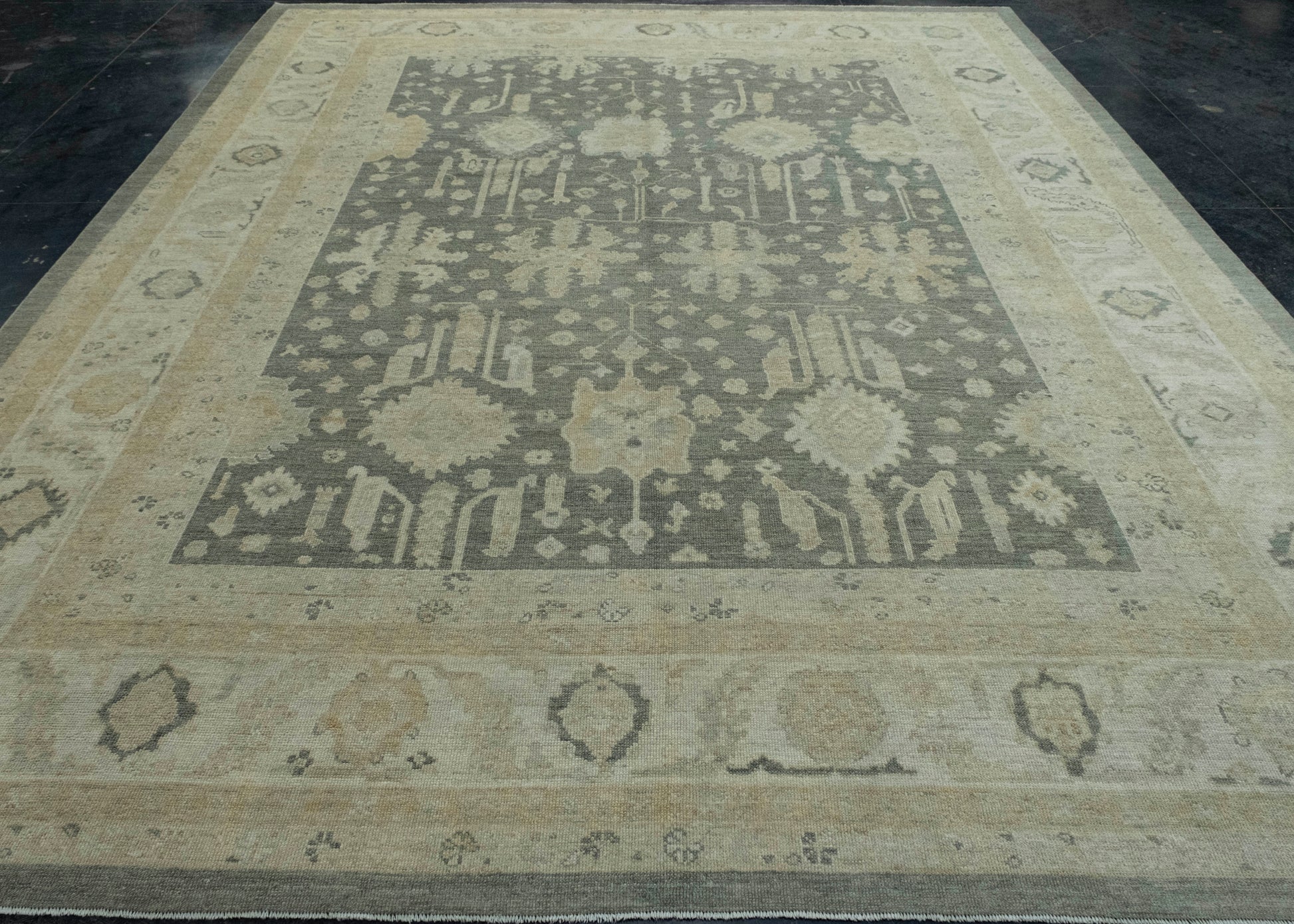 Turkish Oushak Antique Look Rug 9'10" x 12'5" #18640