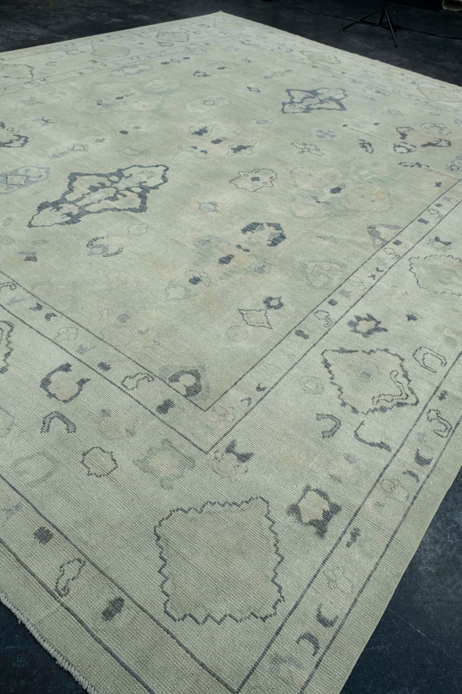 Oushak Rug 12'8" x 15'3" #17848