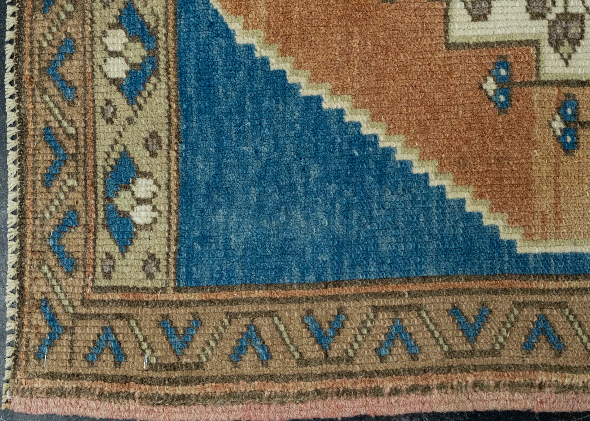Turkish Mini Rug Oriental Hand Knotted Vintage Rug 1'10" x 2'10" #16205