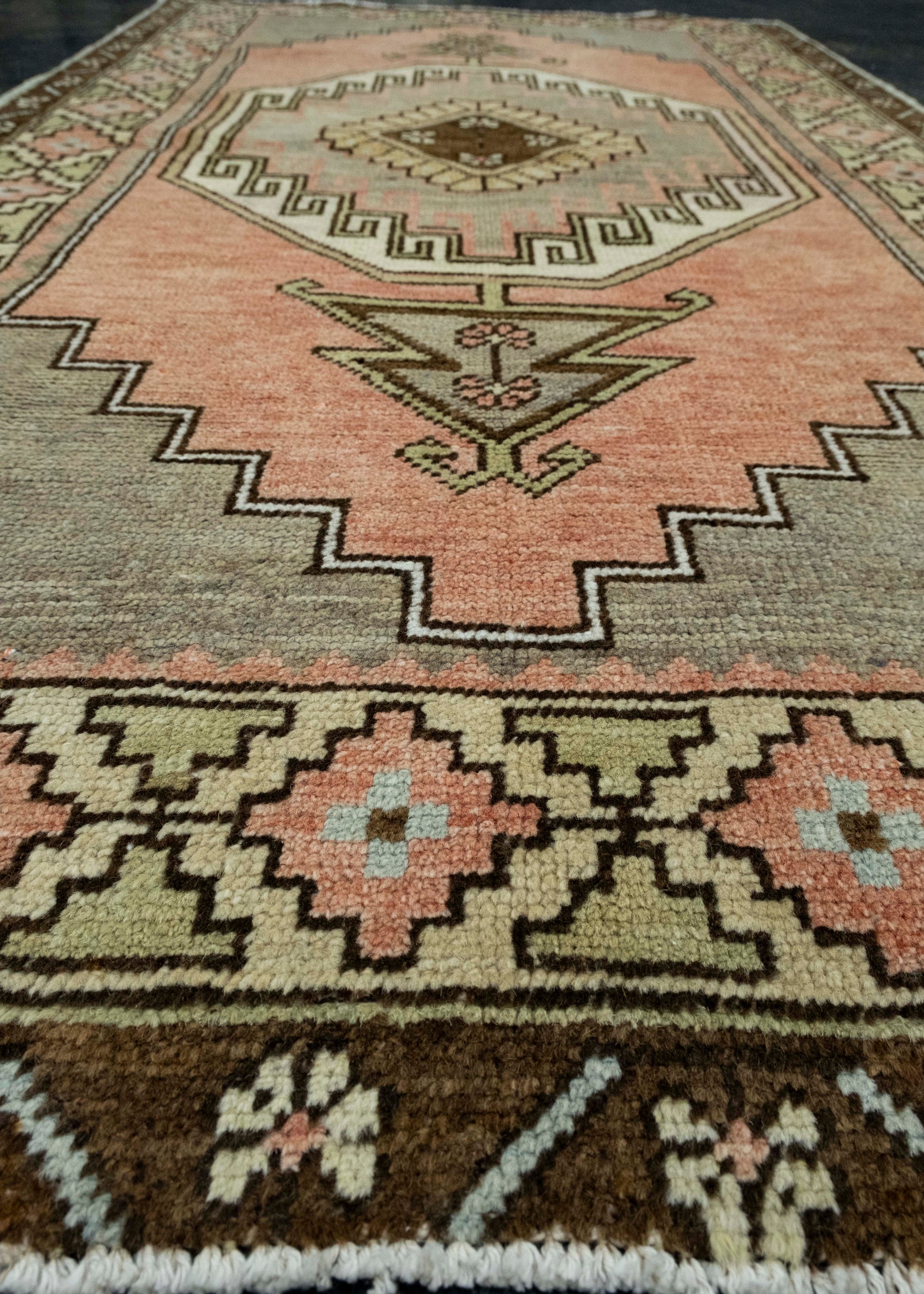 Turkish Vintage Rug 3'3" x 5'8" #16028