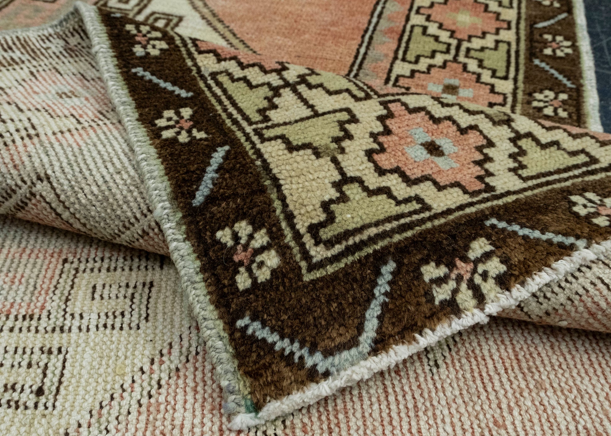 Turkish Vintage Rug 3'3" x 5'8" #16028