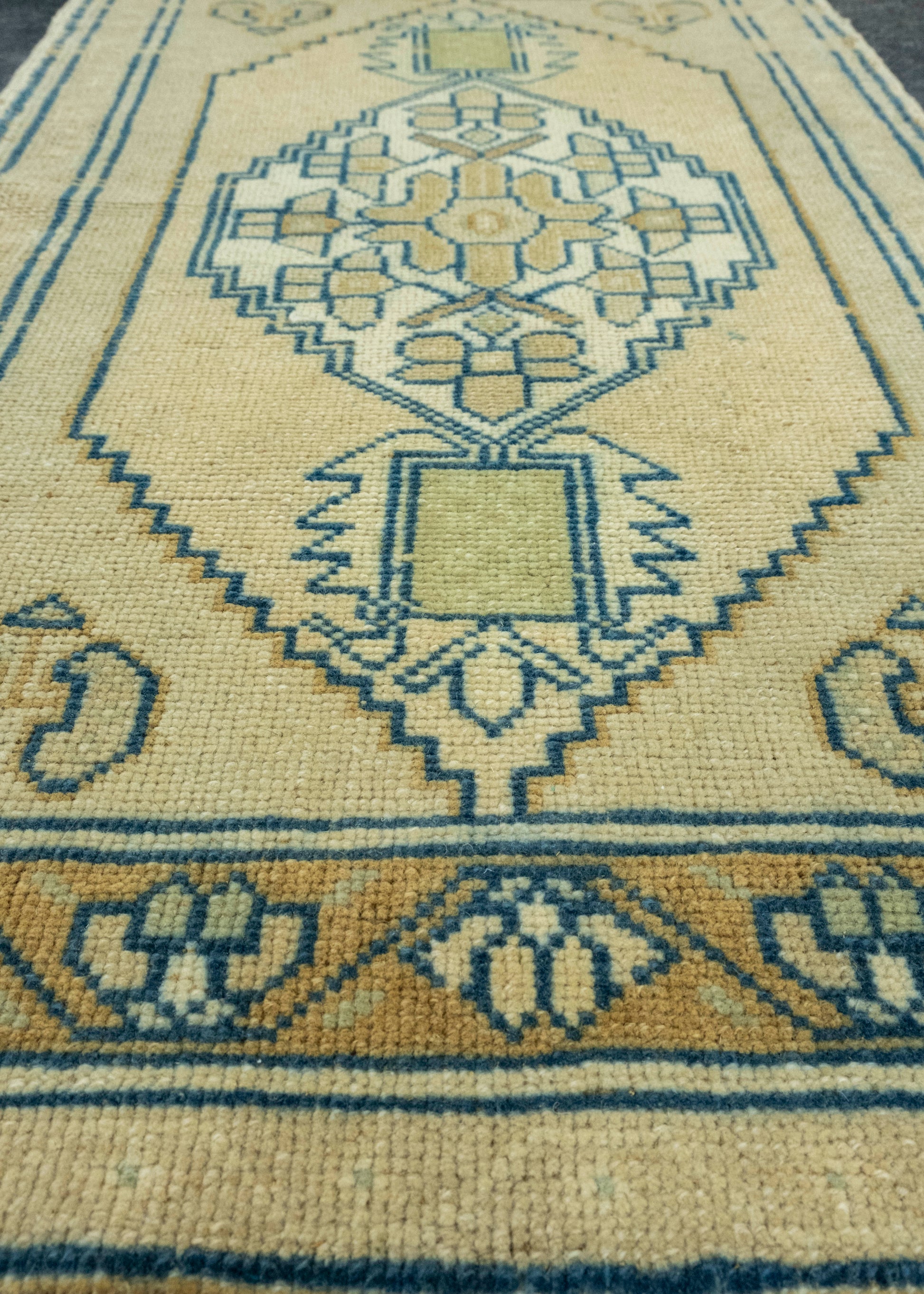 Turkish Mini Rug Oriental Hand Knotted Vintage Rug 1'11" x 3'3" #16686