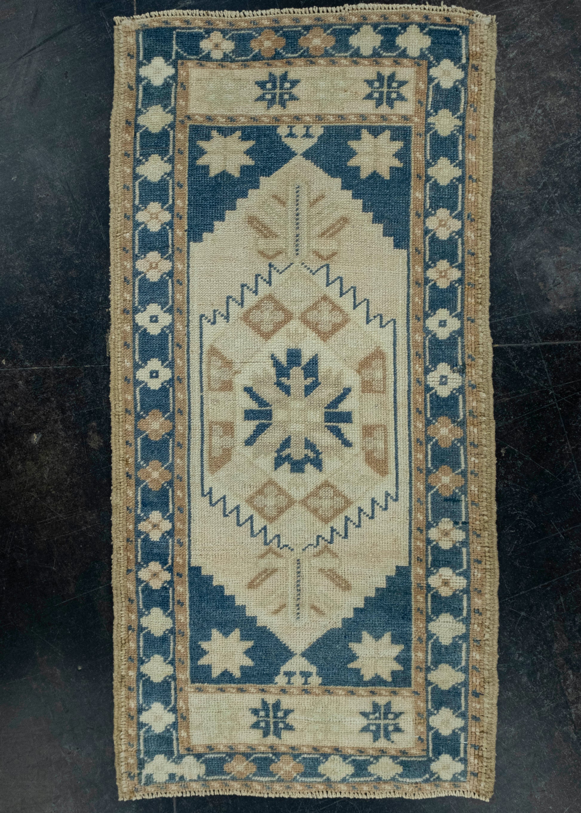Turkish Mini Rug Oriental Hand Knotted Vintage Rug 1'9" x 3'8" #16518