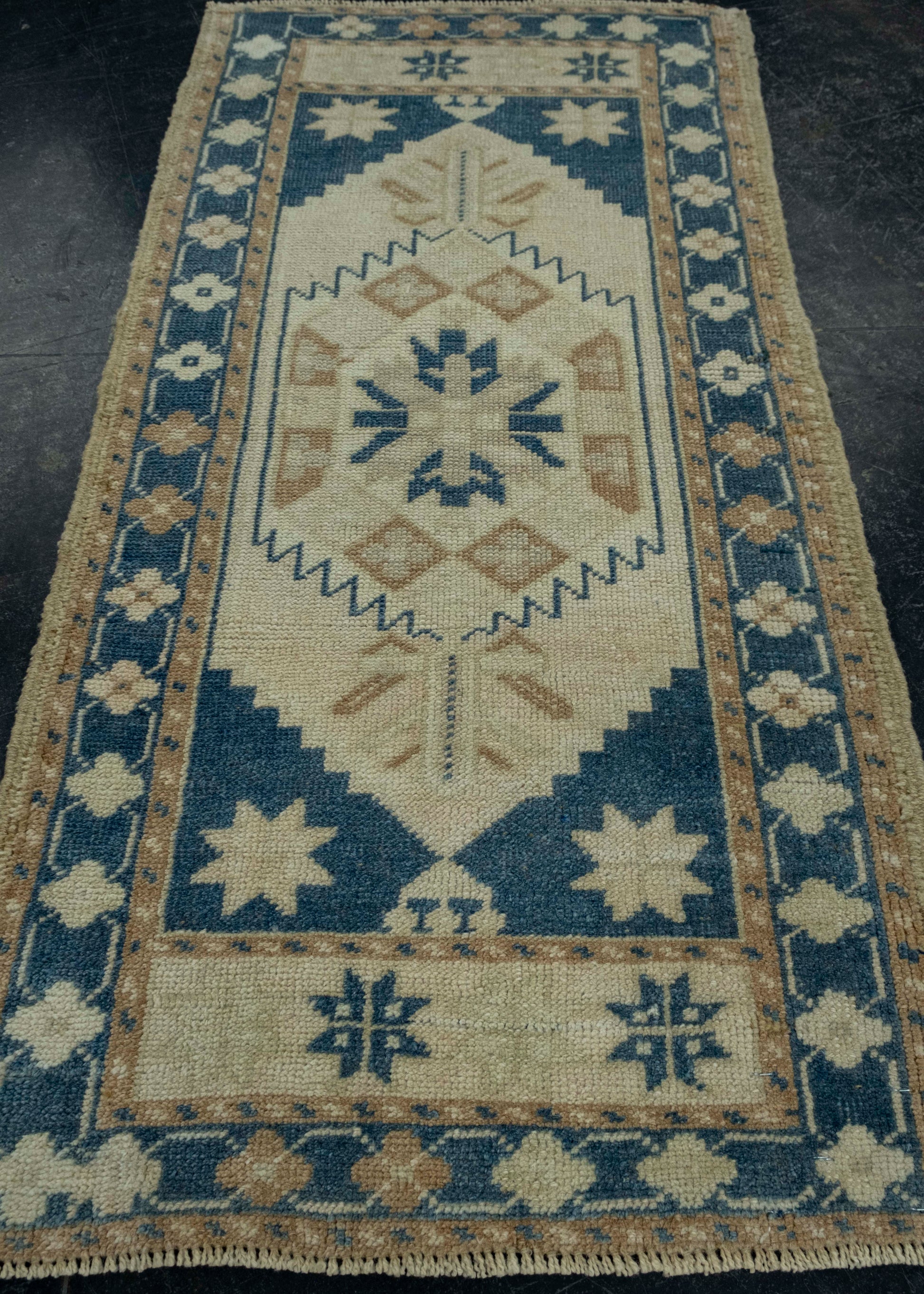 Turkish Mini Rug Oriental Hand Knotted Vintage Rug 1'9" x 3'8" #16518