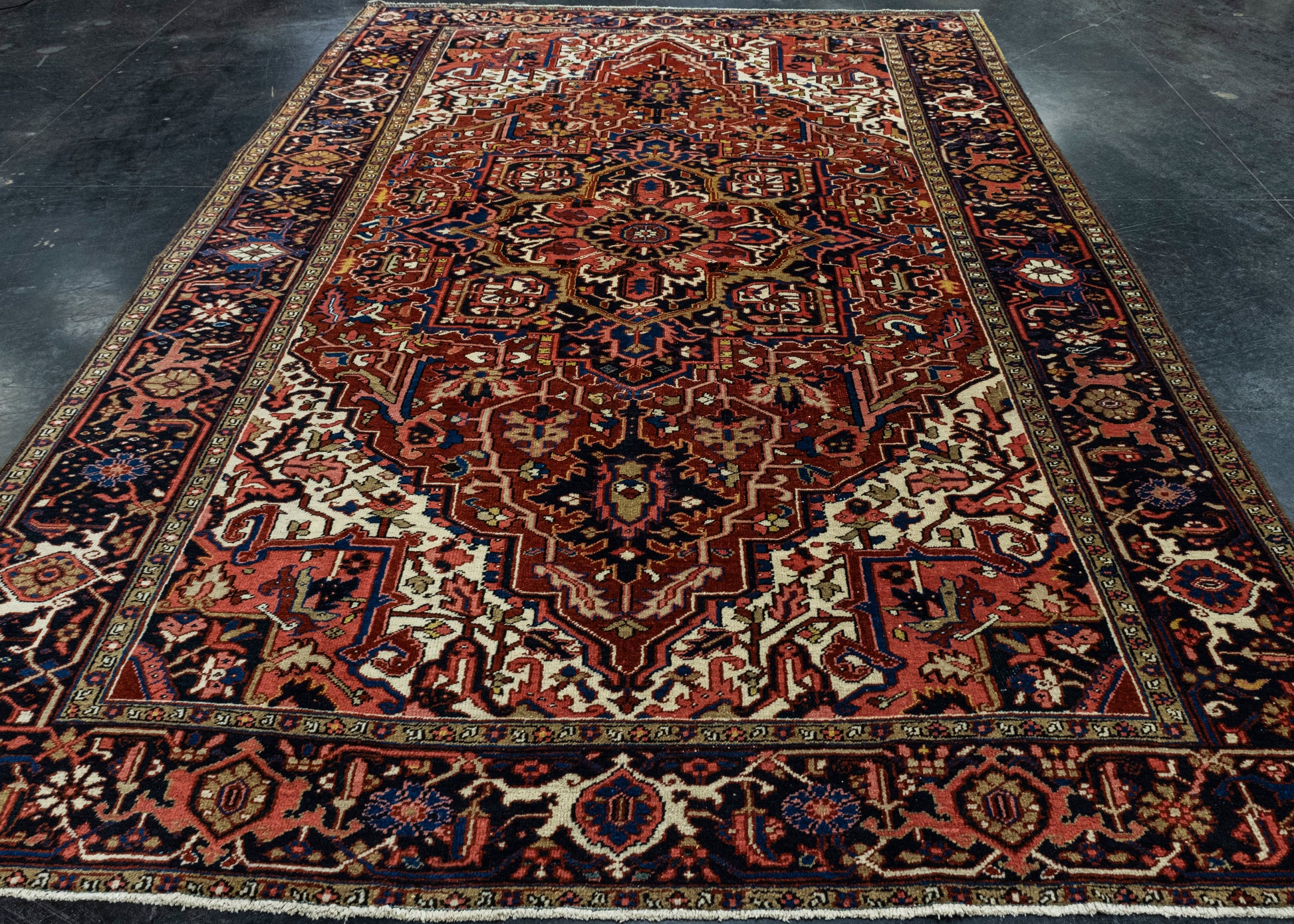 Oriental Handwoven Vintage Rug 8'1" x 11'6" #17804