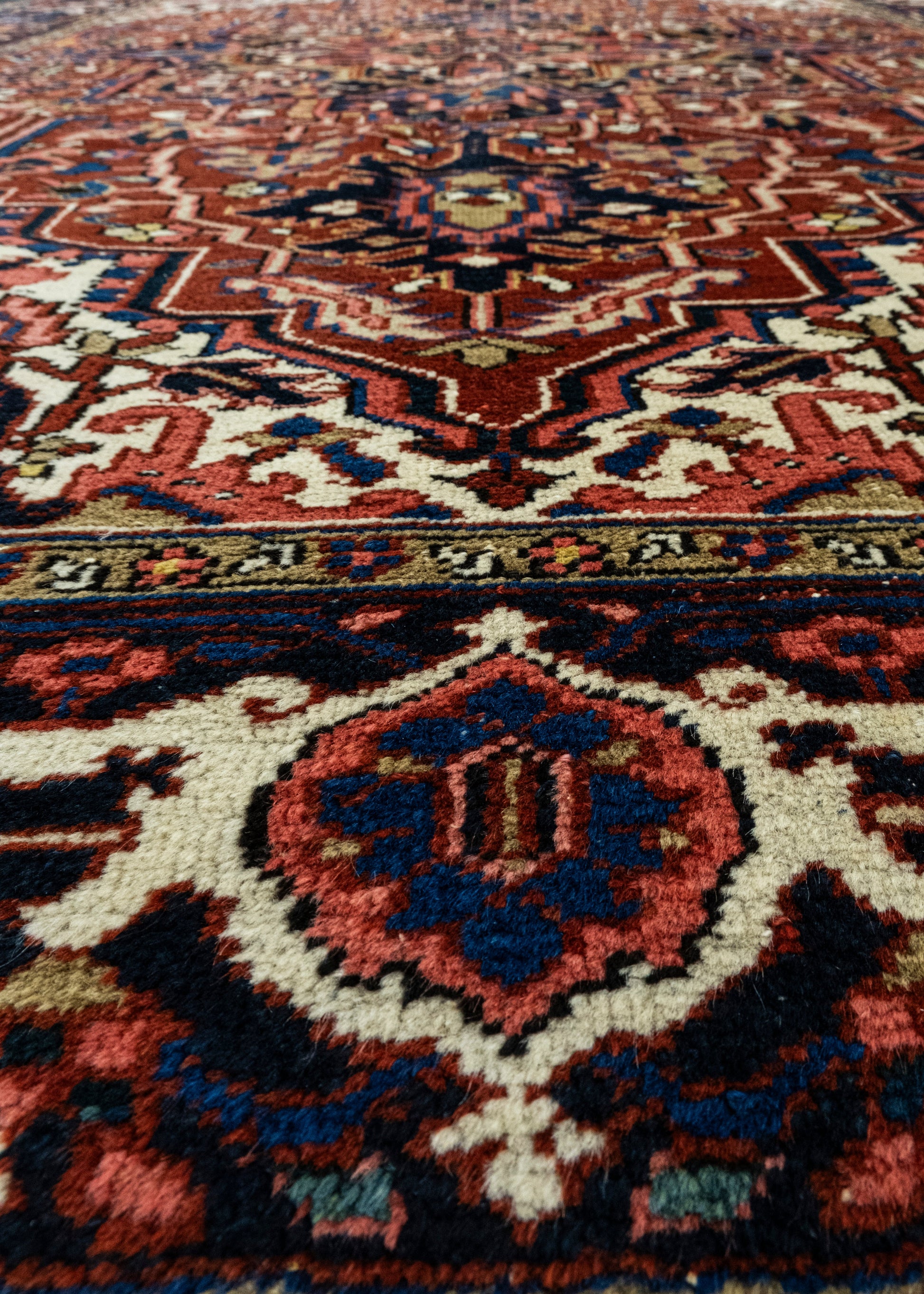 Oriental Handwoven Vintage Rug 8'1" x 11'6" #17804