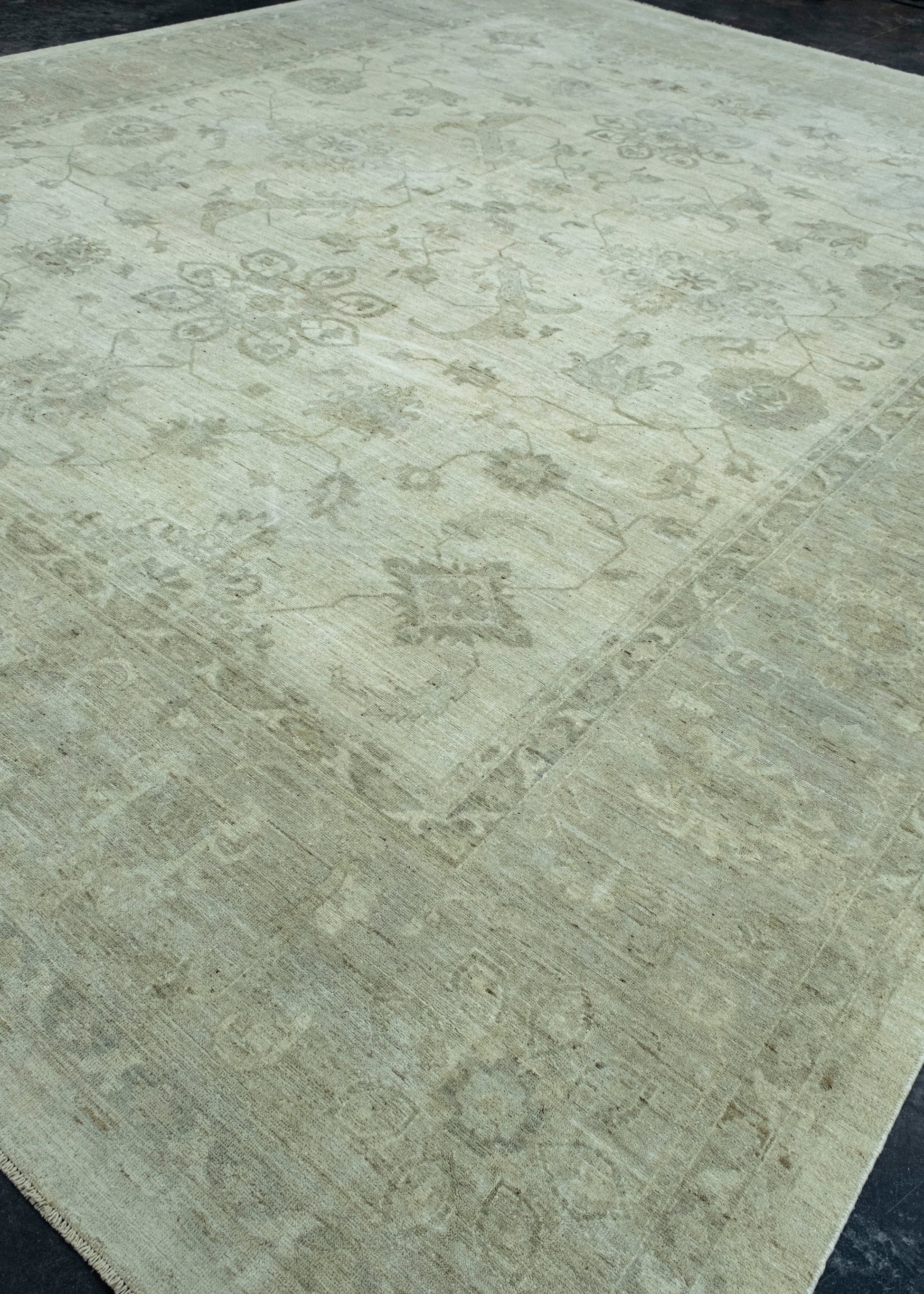Handwoven Oushak Rug 13'8" x 17'3" #17914