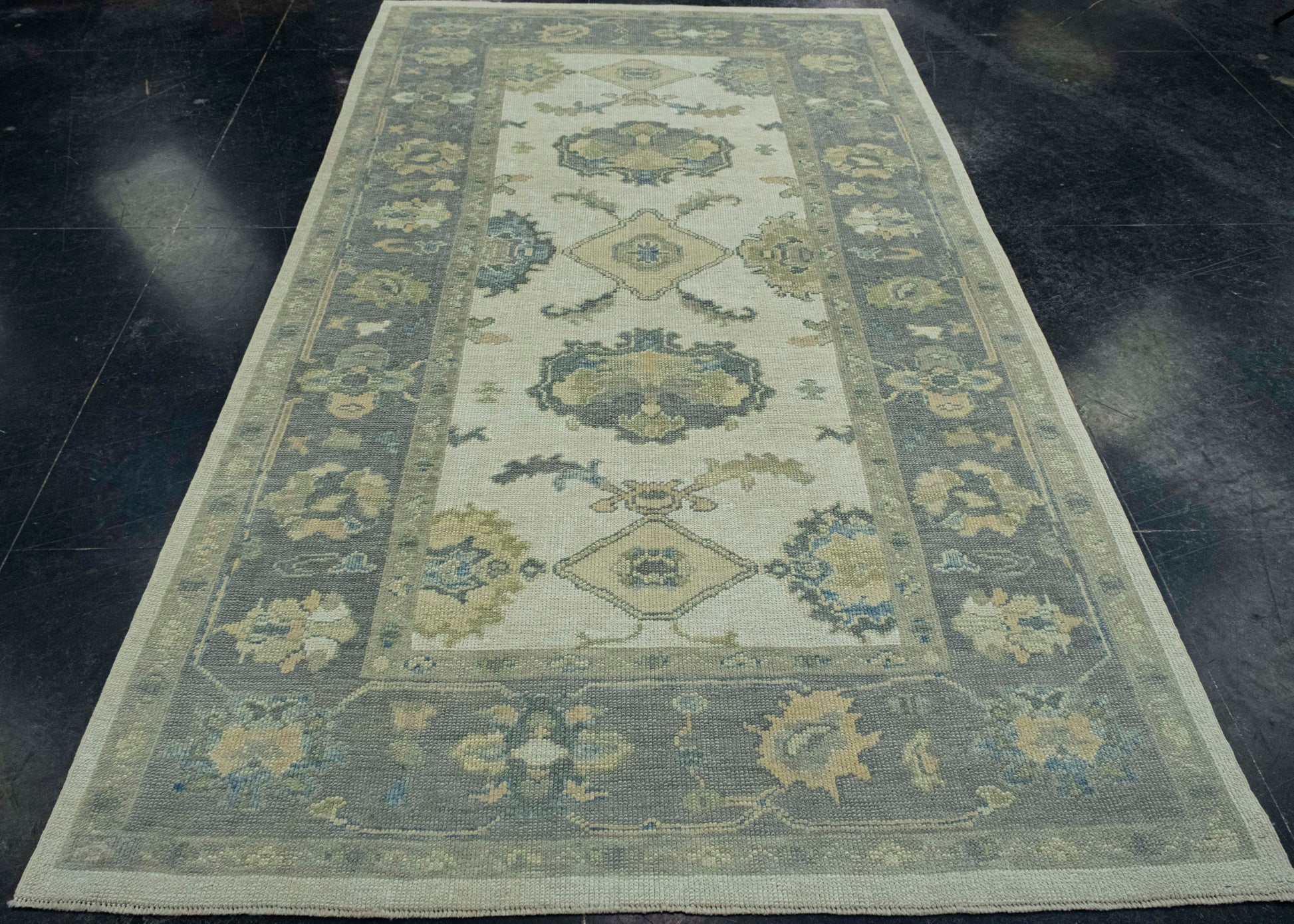 Turkish Oushak Rug 5'2" x 8'11" #18094