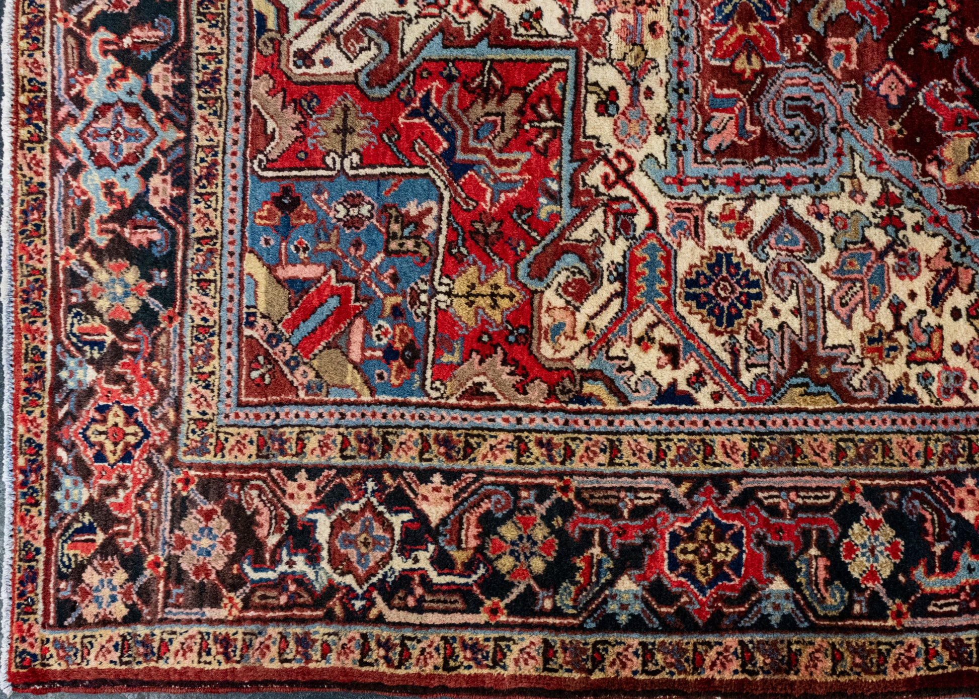 Oriental Handwoven Vintage Rug 8'9" x 11'6" #17401