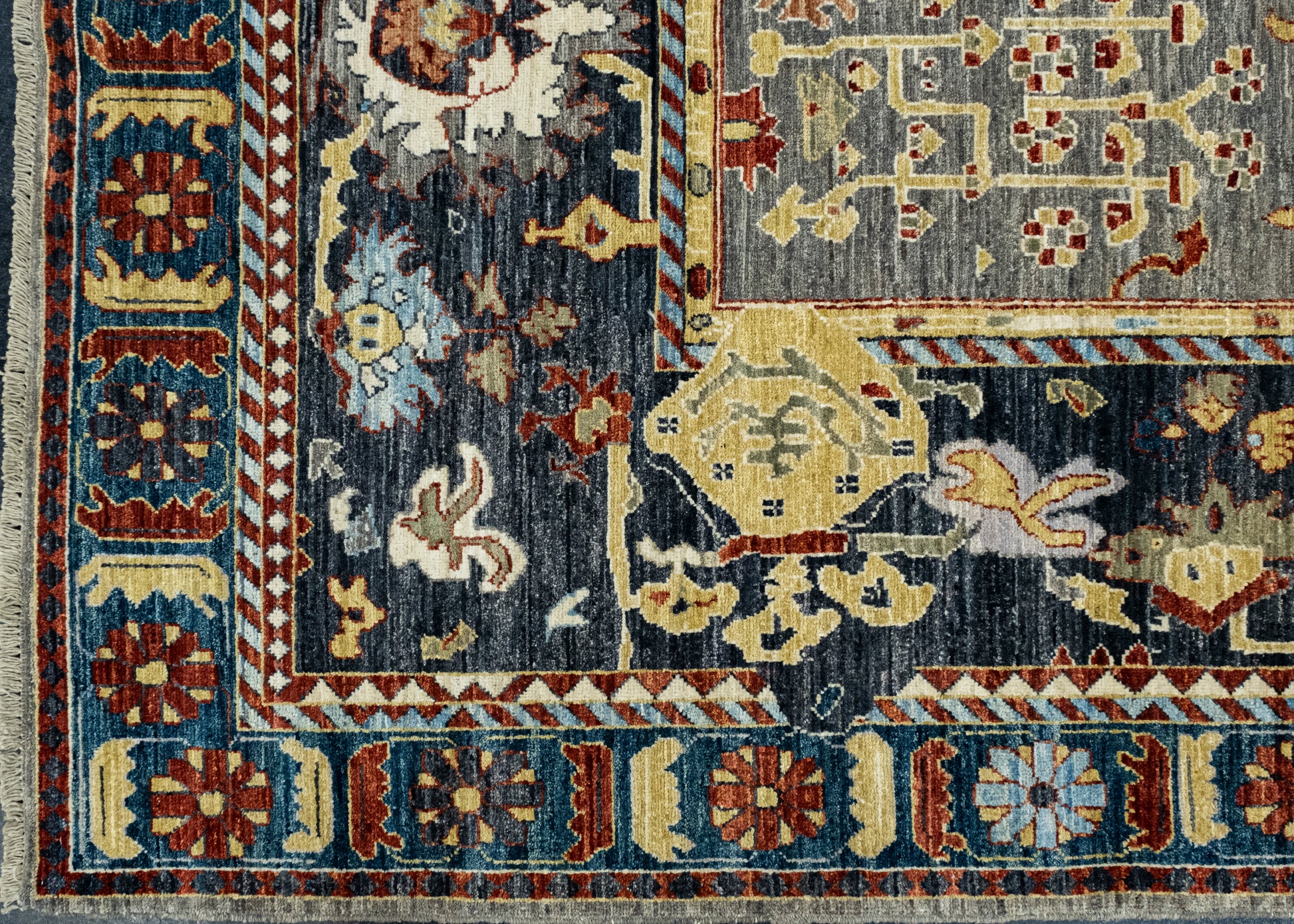 Oriental Hand Knotted Rug 8'11" x 11'11" #17402