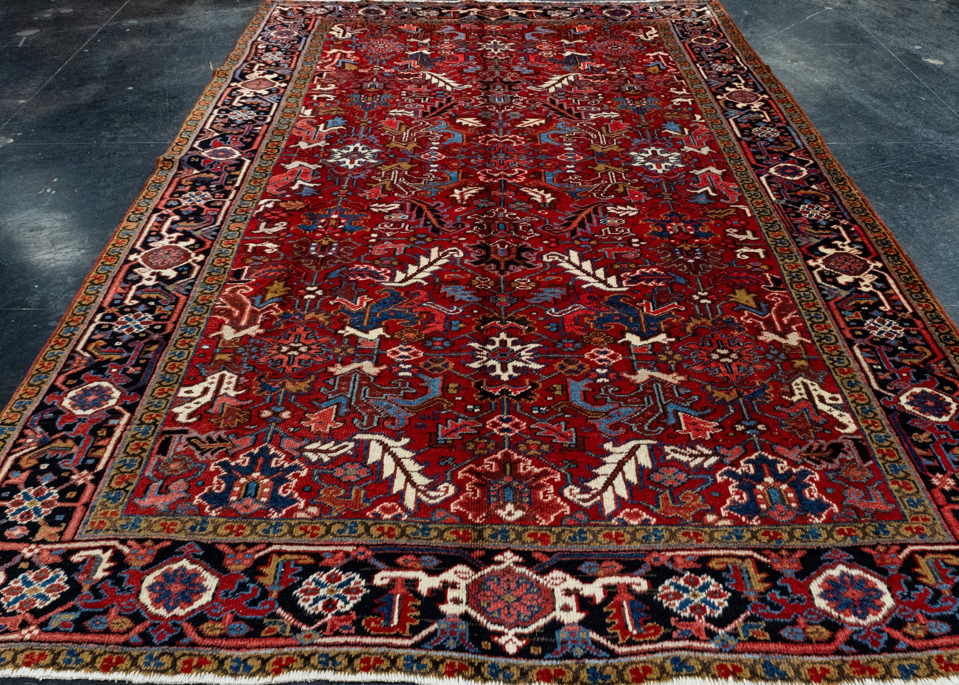 Oriental Handwoven Vintage Rug 7'10" x 11'1" #17404