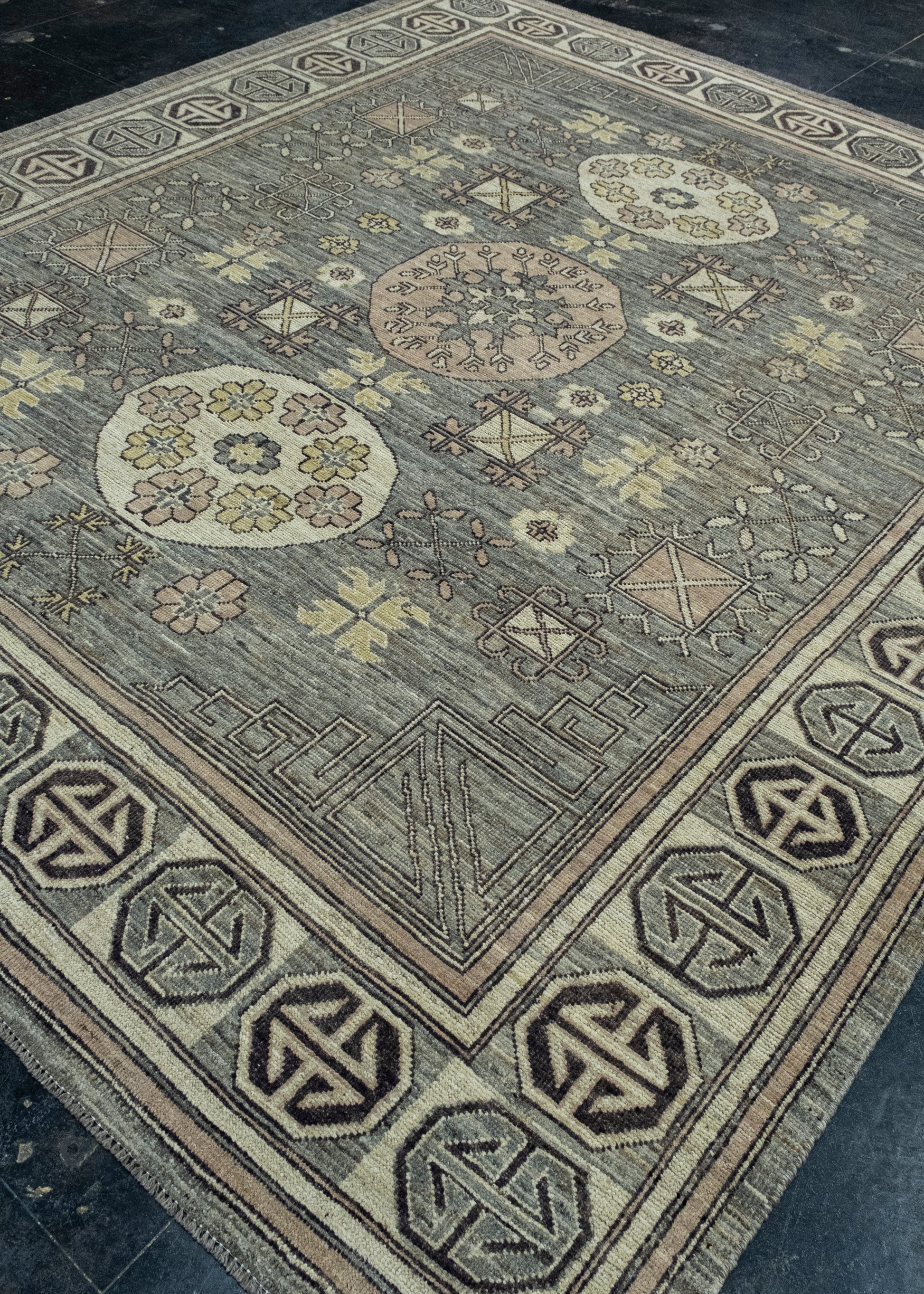 Handwoven Oushak Rug 8'9" x 10'2" #17502