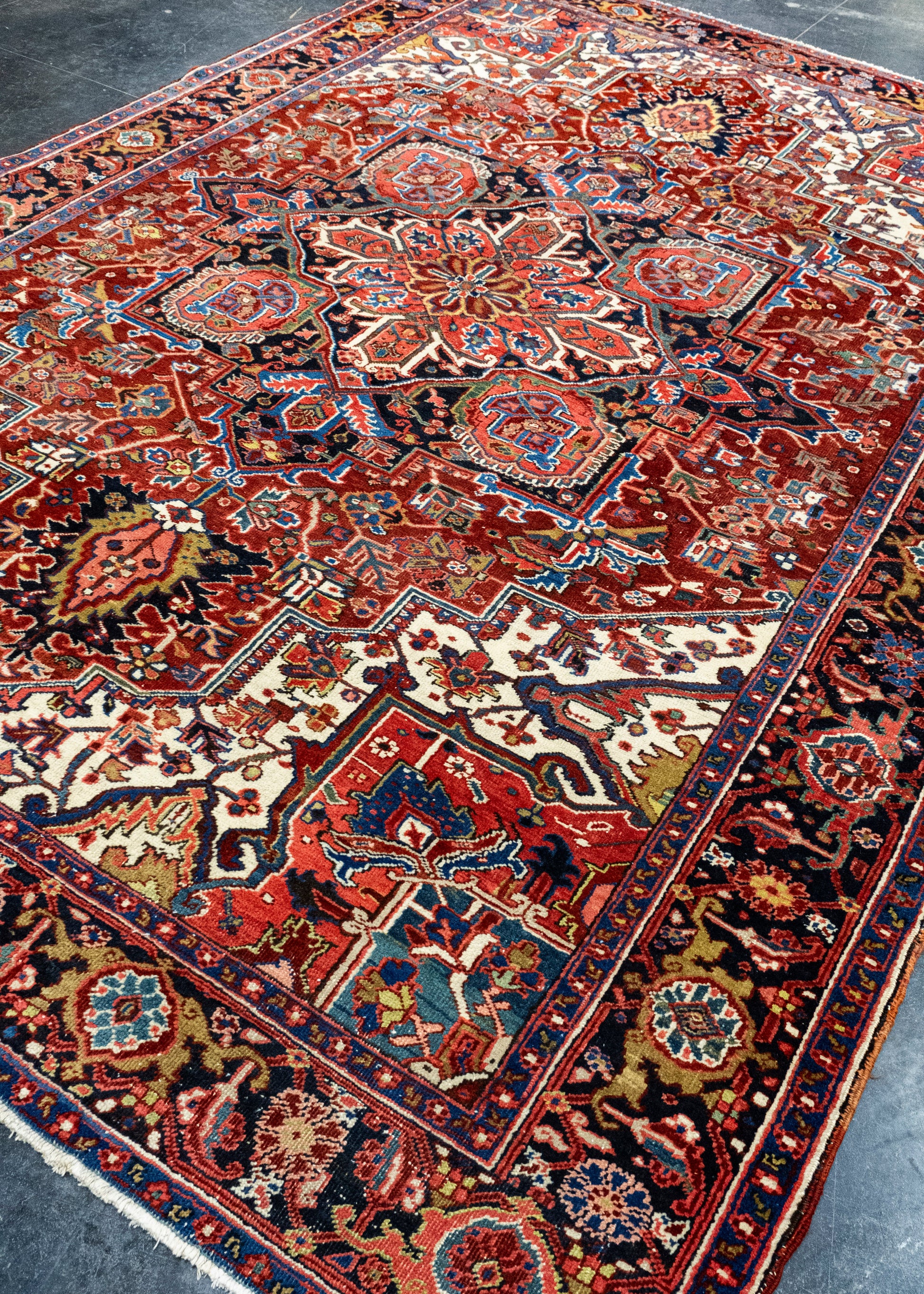 Oriental Handwoven Vintage Rug 7'10" x 10'11" #17803