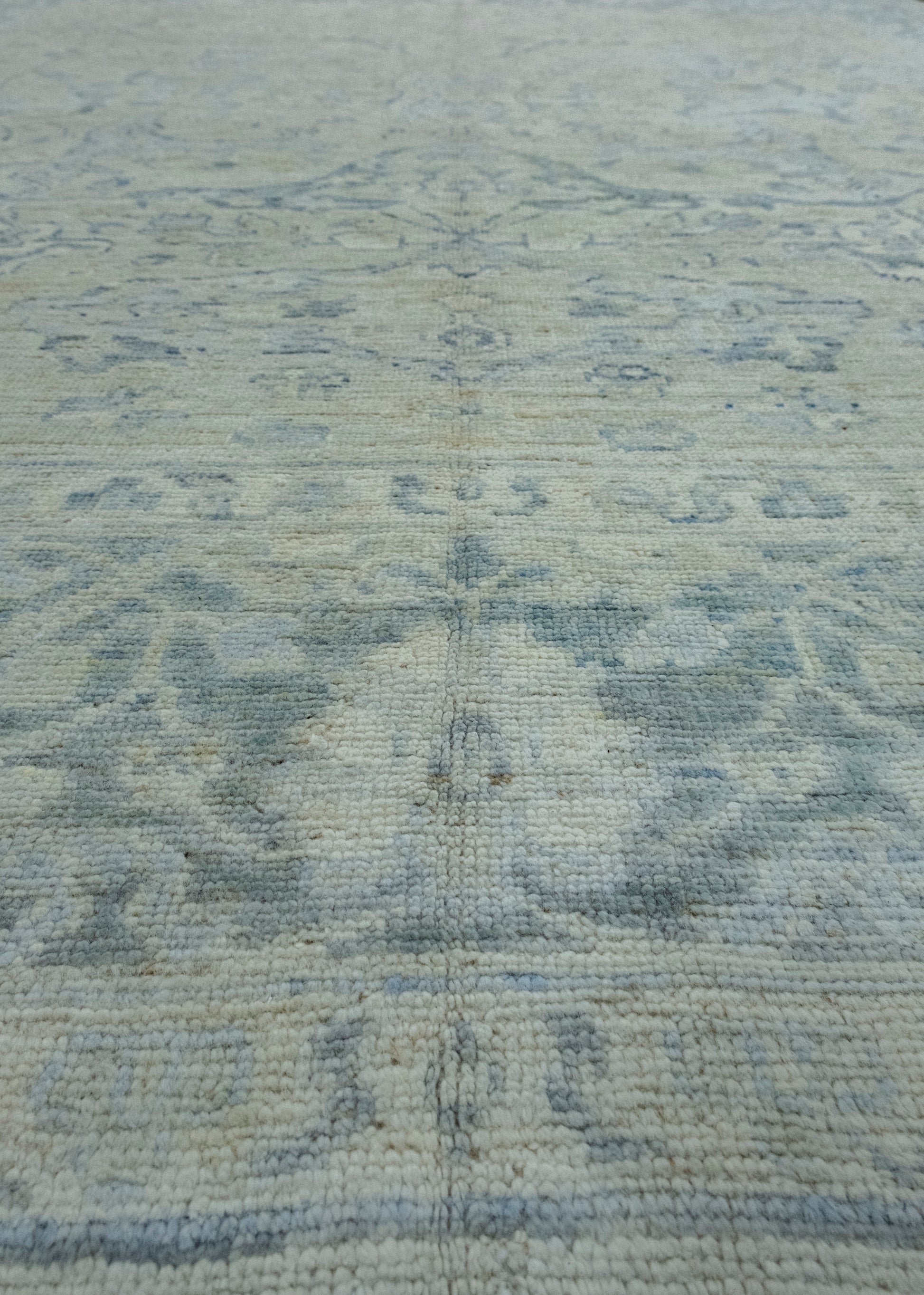 Handwoven Oushak Rug 7'10" x 9'7" #17406
